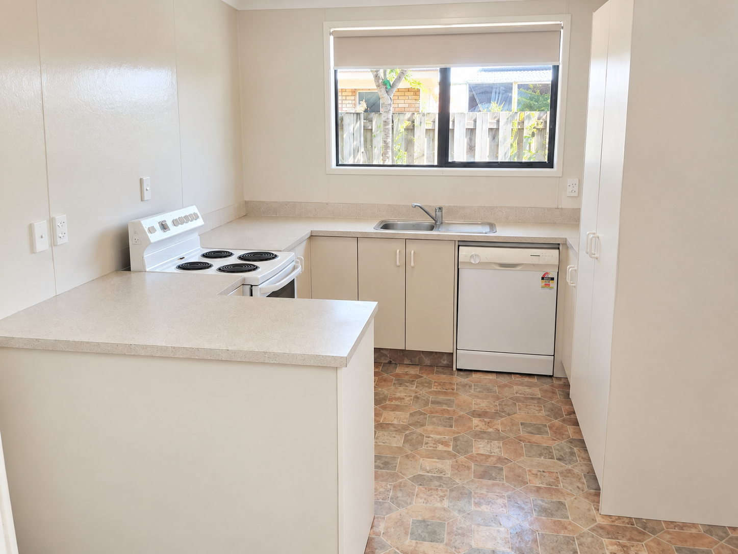 19 Pointon Glade, Western Heights, Hamilton City