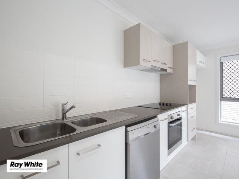 1/77 Lamington Drive, Redbank Plains, QLD 4301