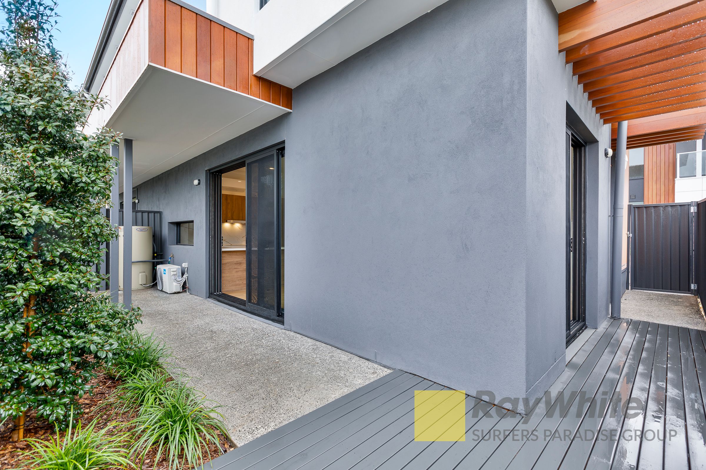 7/95-97 Johnston Street, Southport, QLD 4215