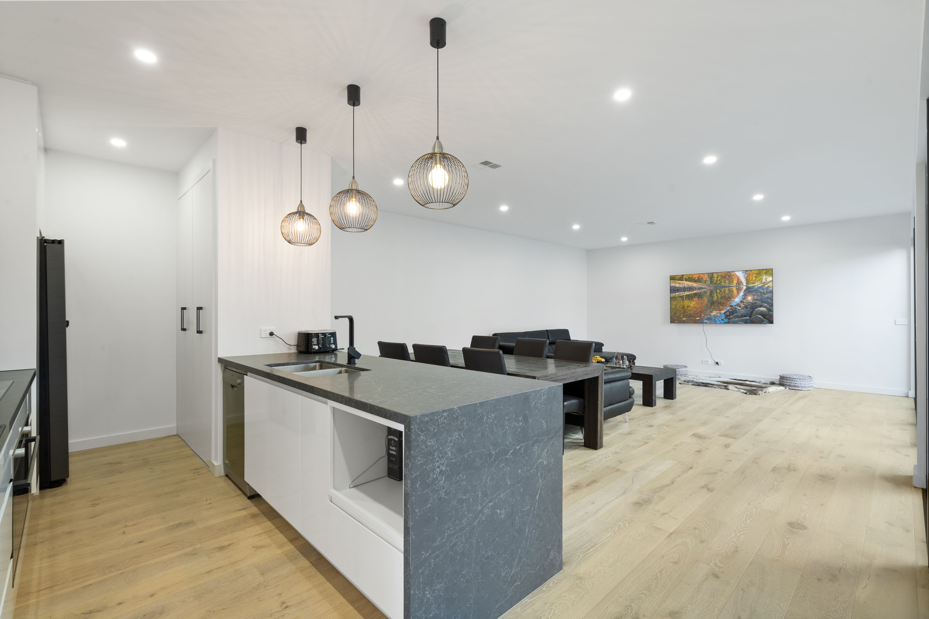 95B Devon Street — photo 3 of 10