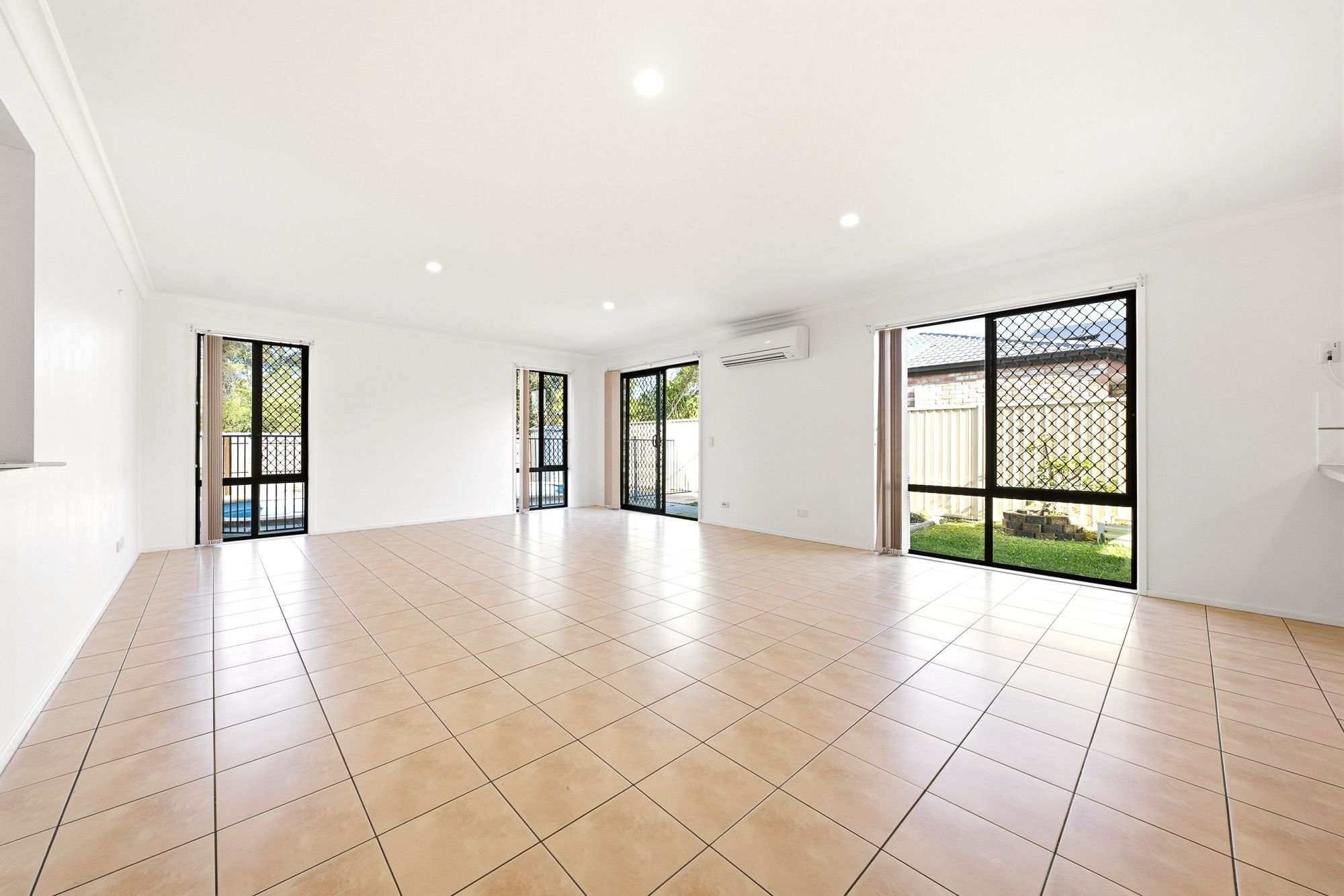 116 Aldea Circuit — photo 4 of 18