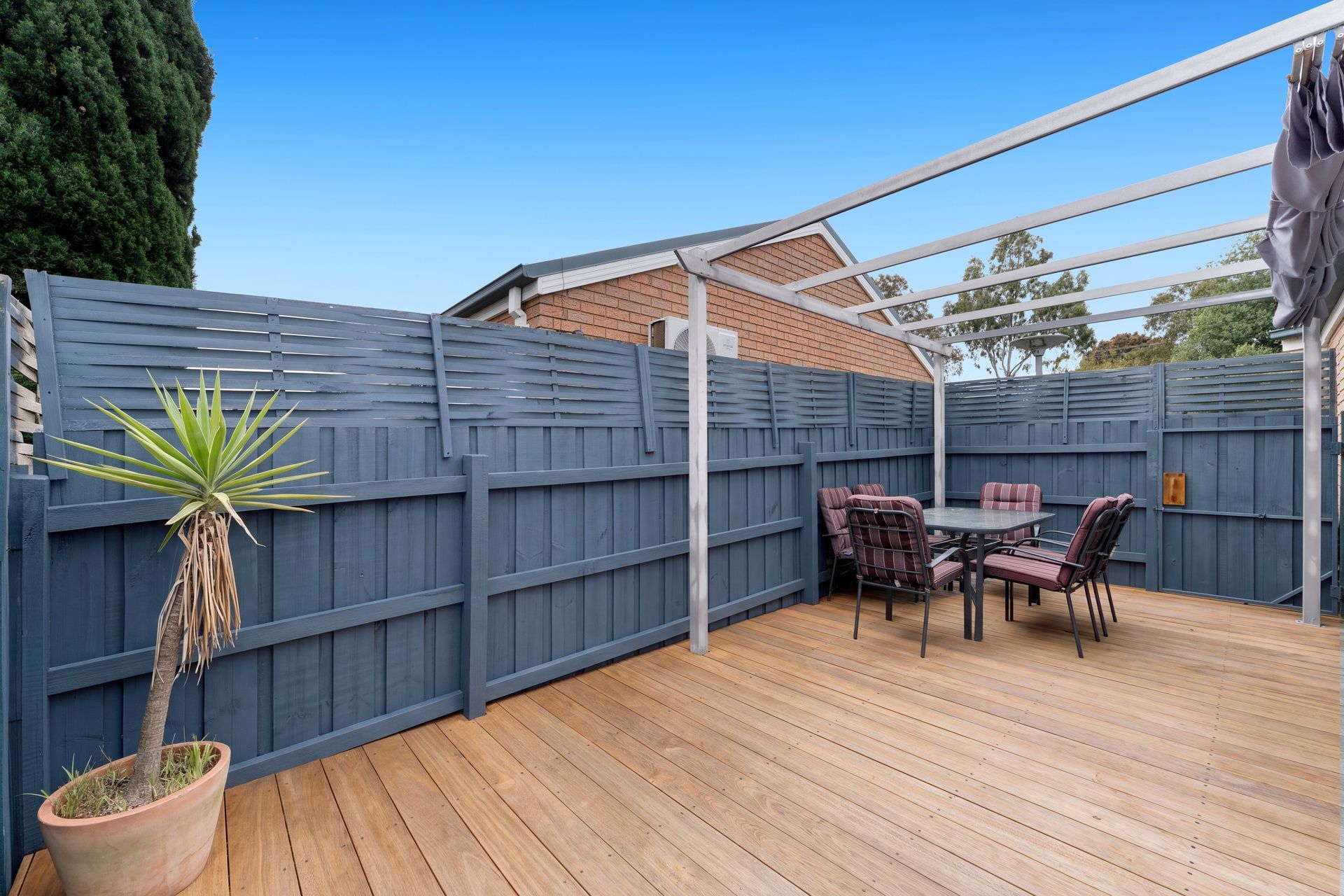 2/245-247 Monahans Road — photo 14 of 21