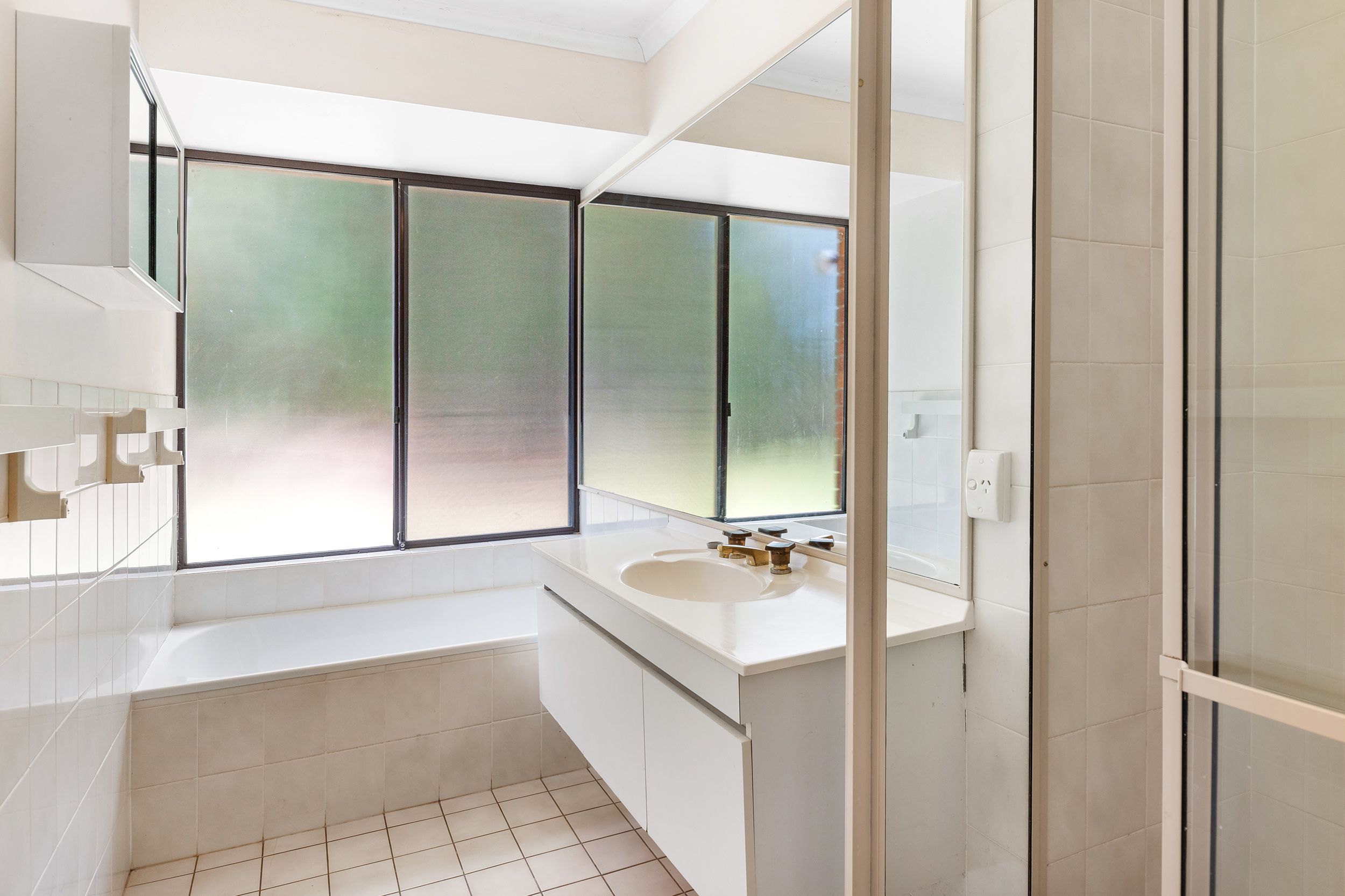 3234 Chalmette Drive, Tamborine Mountain, QLD 4272 Sold House Ray White Tamborine Mountain