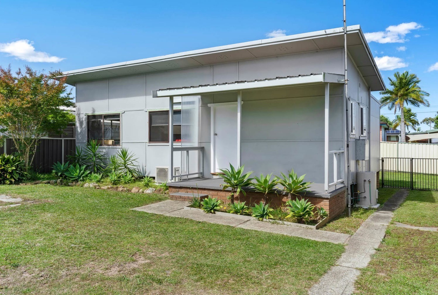 27 Georgina Avenue, Gorokan, NSW 2263