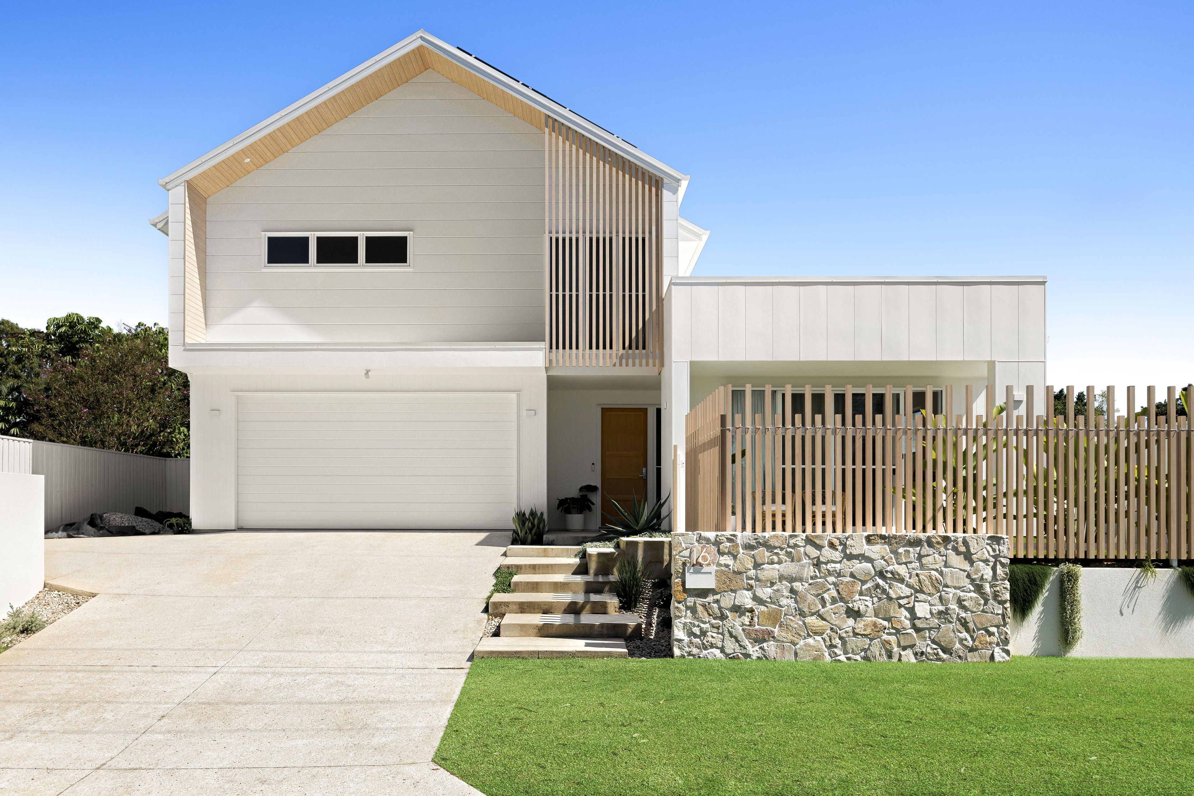 16 Alkira Street, Maroochydore, QLD 4558