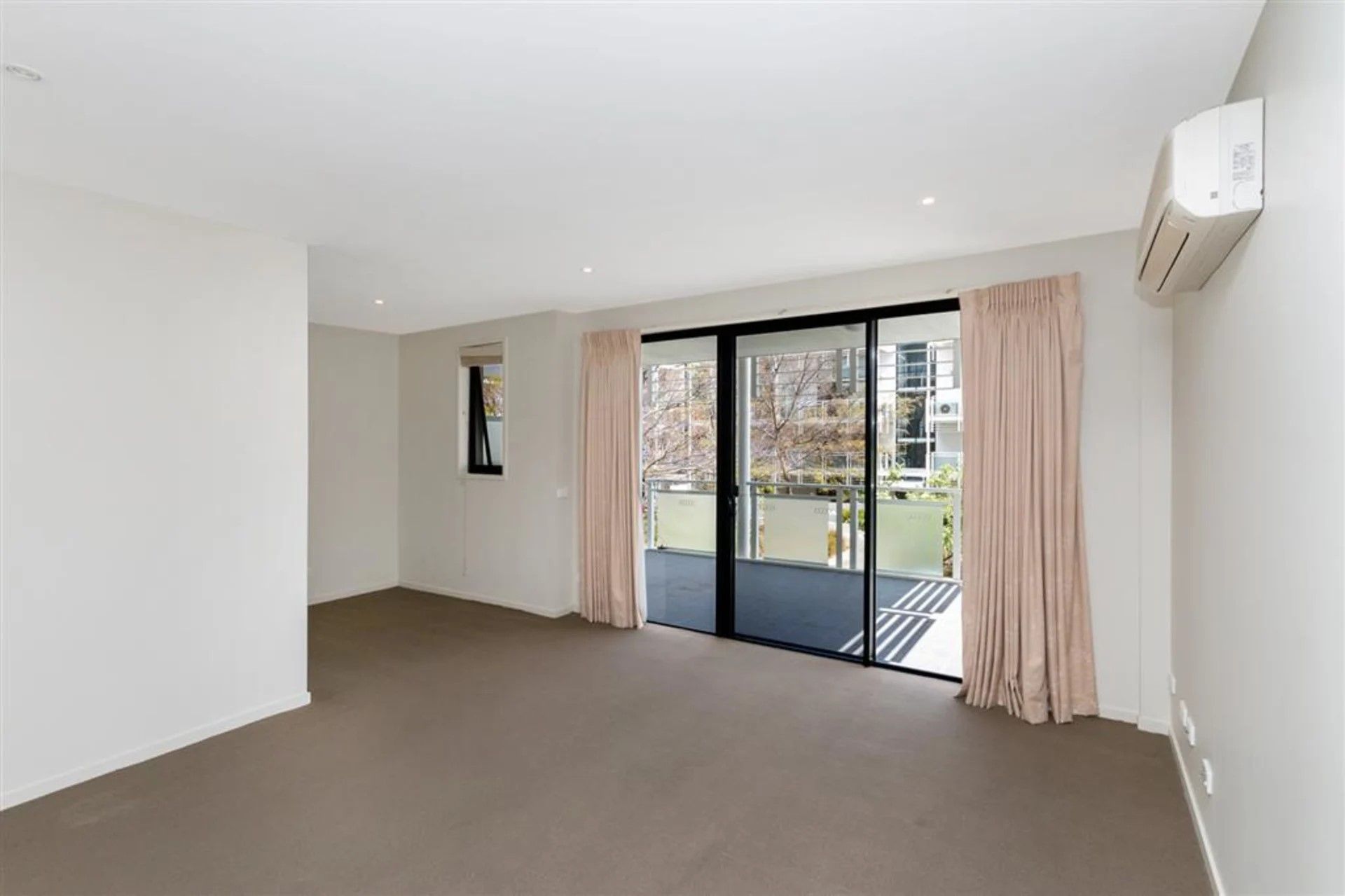 119/54 Printers Way, Kingston, ACT 2604