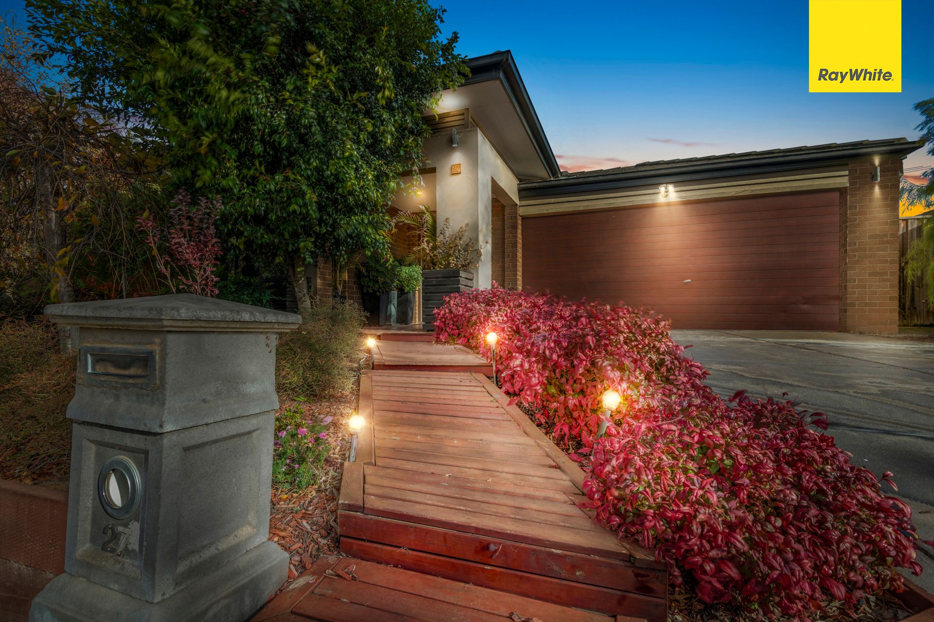 27 Moonah Avenue, Brookfield, VIC 3338