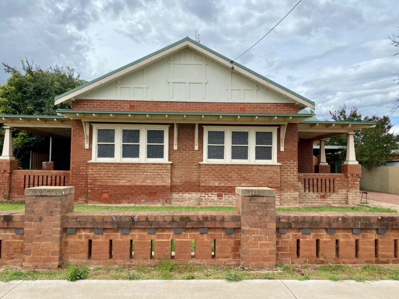 42 Court Street, Parkes, NSW 2870