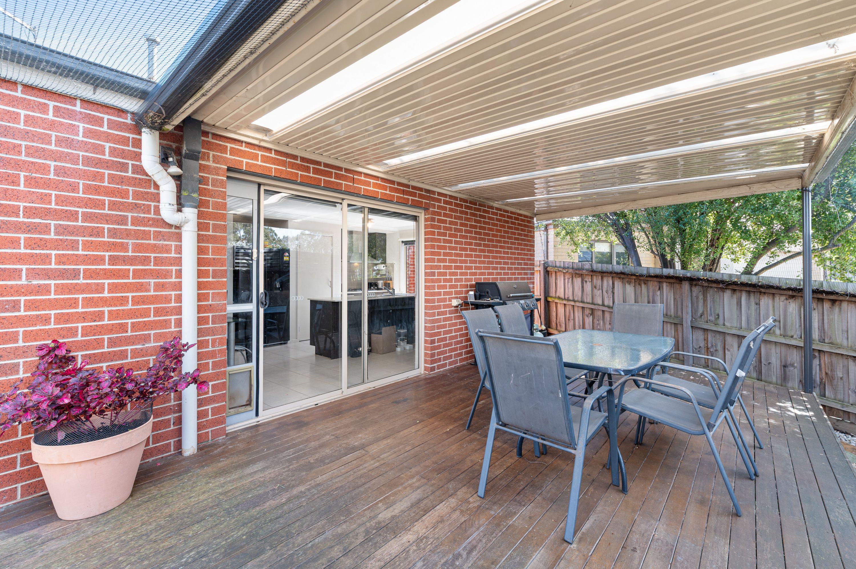 31 Succession Street — photo 13 of 19