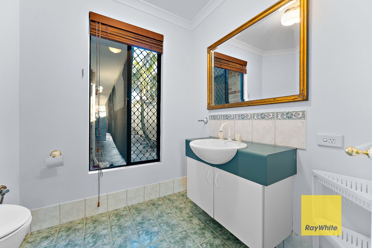 17 Andrews Road — photo 15 of 22