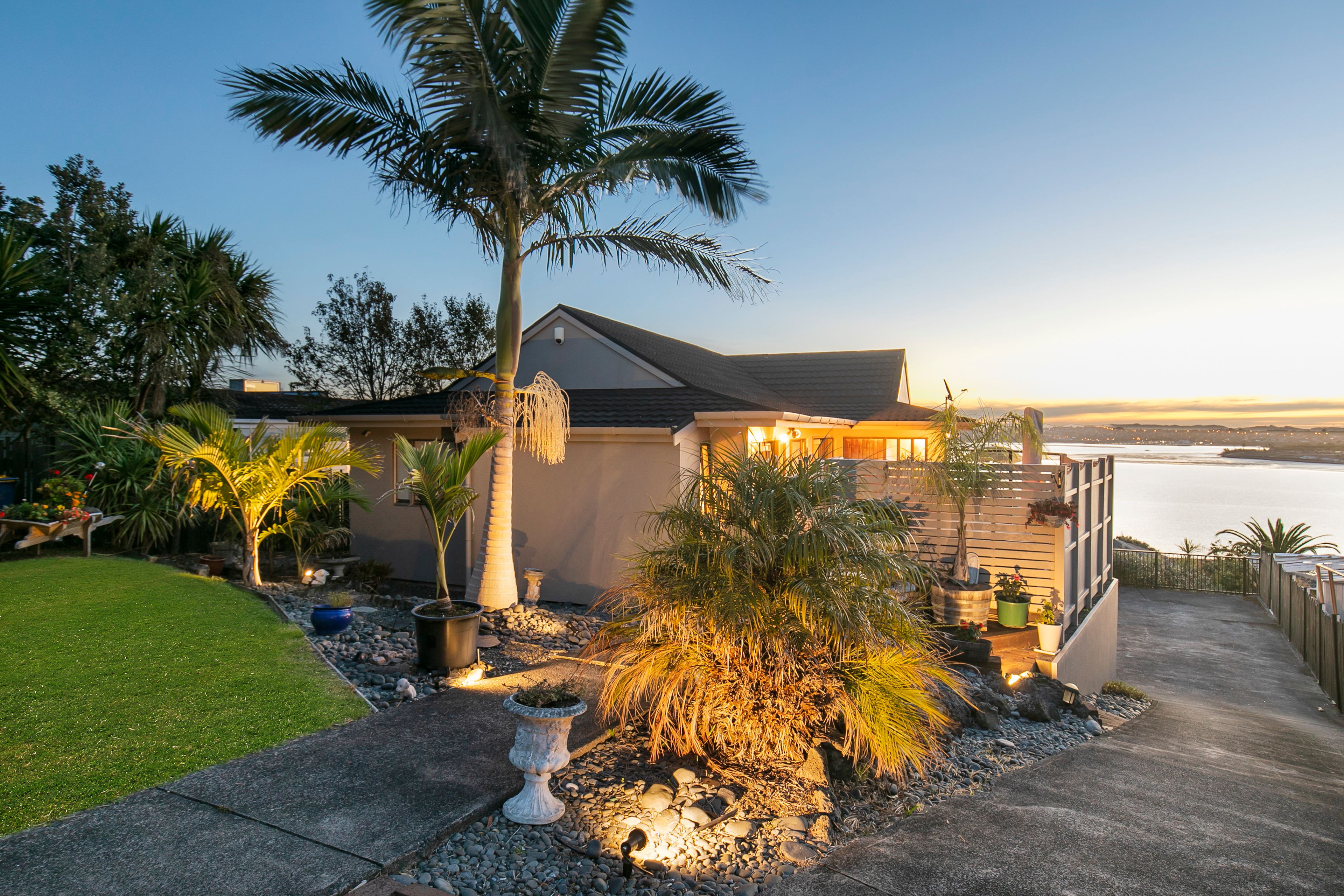 45 Hadfield Street, Beach Haven, North Shore City