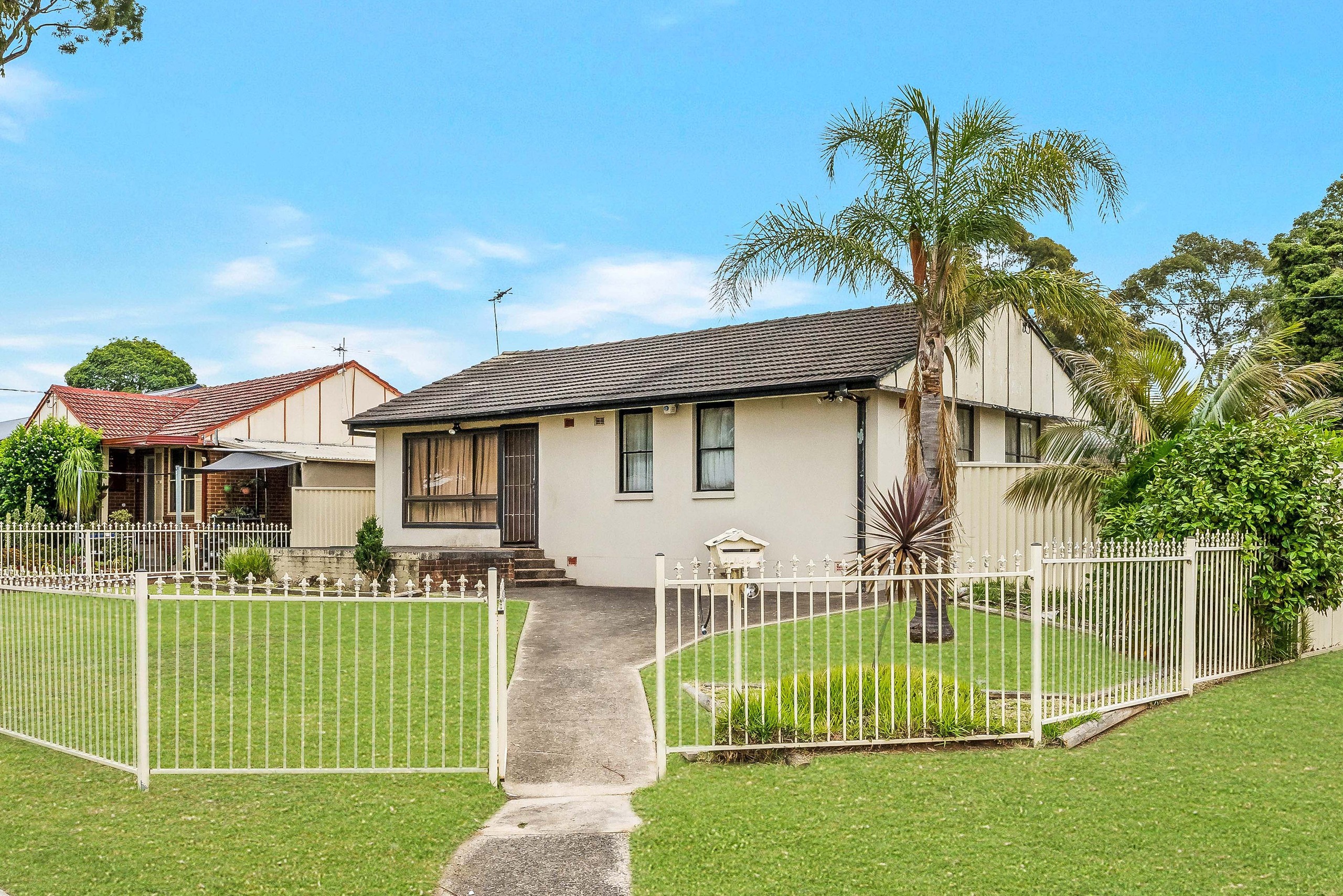 23 Insignia Street, Sadleir, NSW 2168