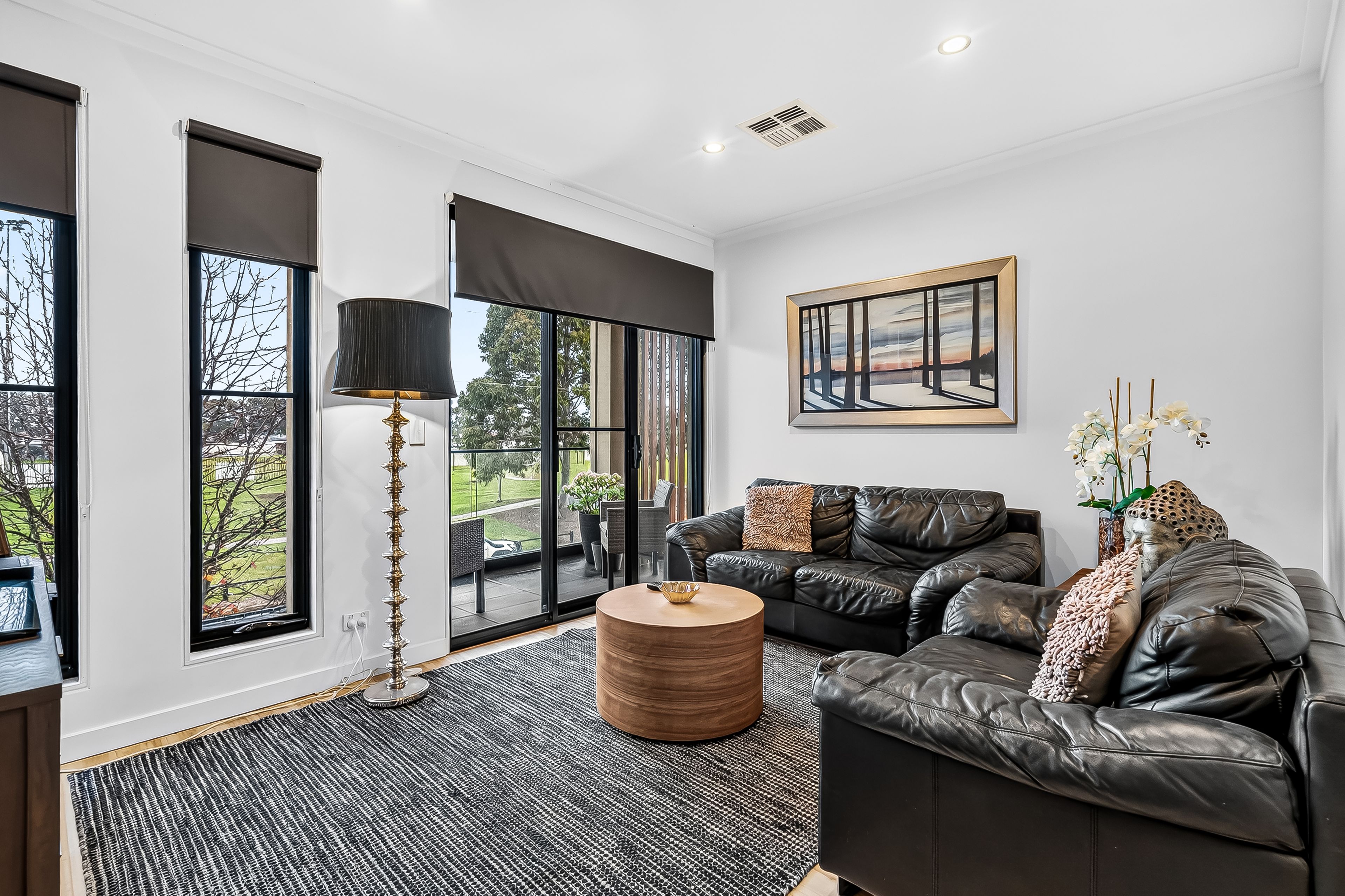 109 Crown Terrace — photo 3 of 24