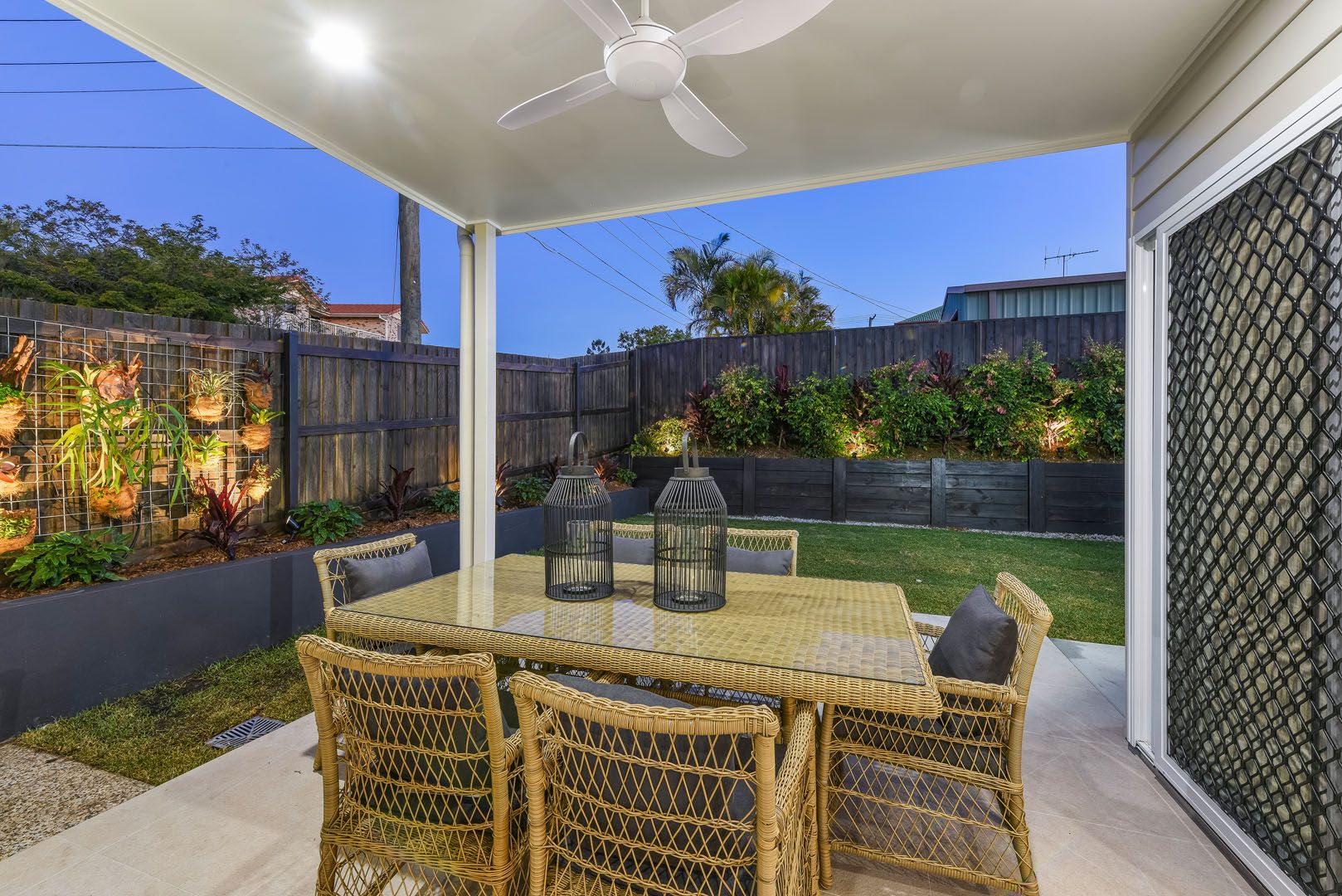 2 Wattle Avenue, Carina, QLD 4152