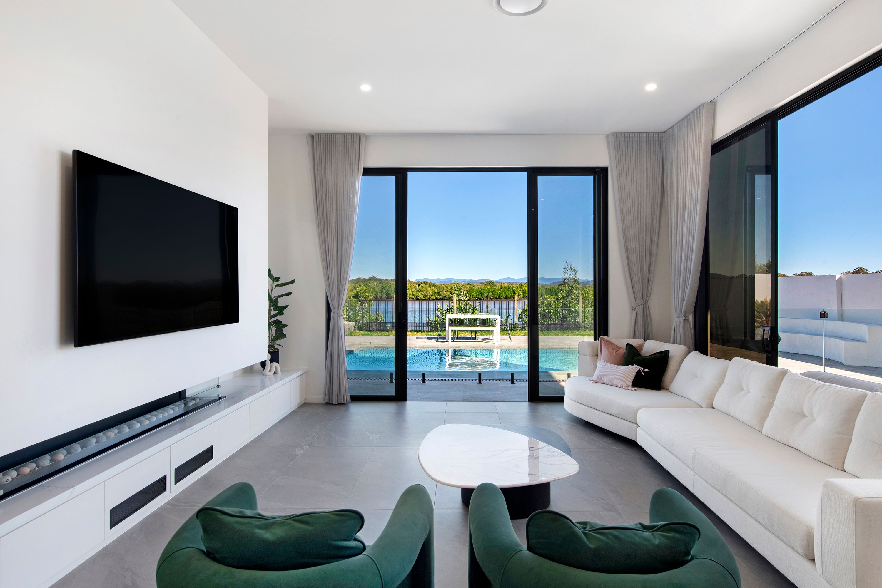 21 Lake Serenity Boulevard — photo 10 of 30