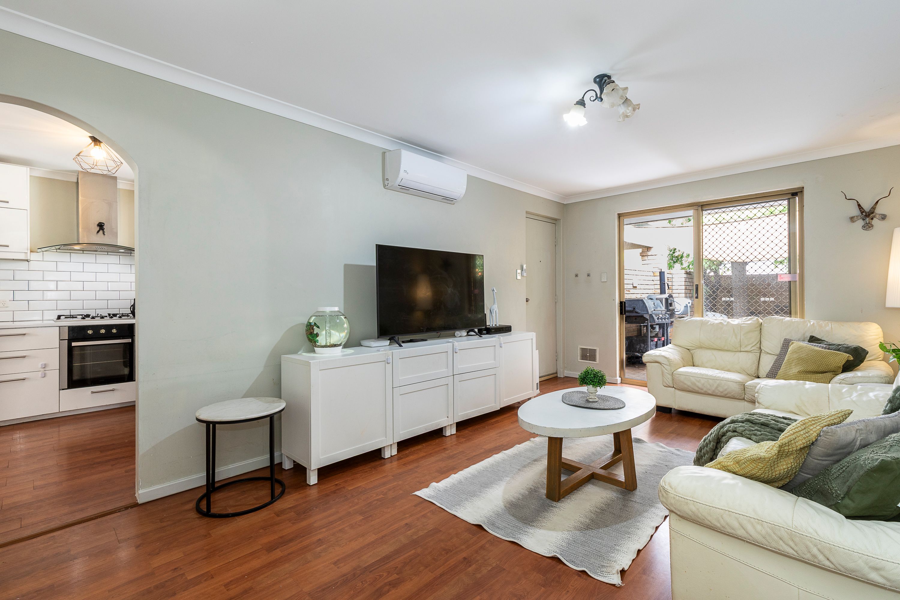 2/15 Jugan Street, Mount Hawthorn, WA 6016