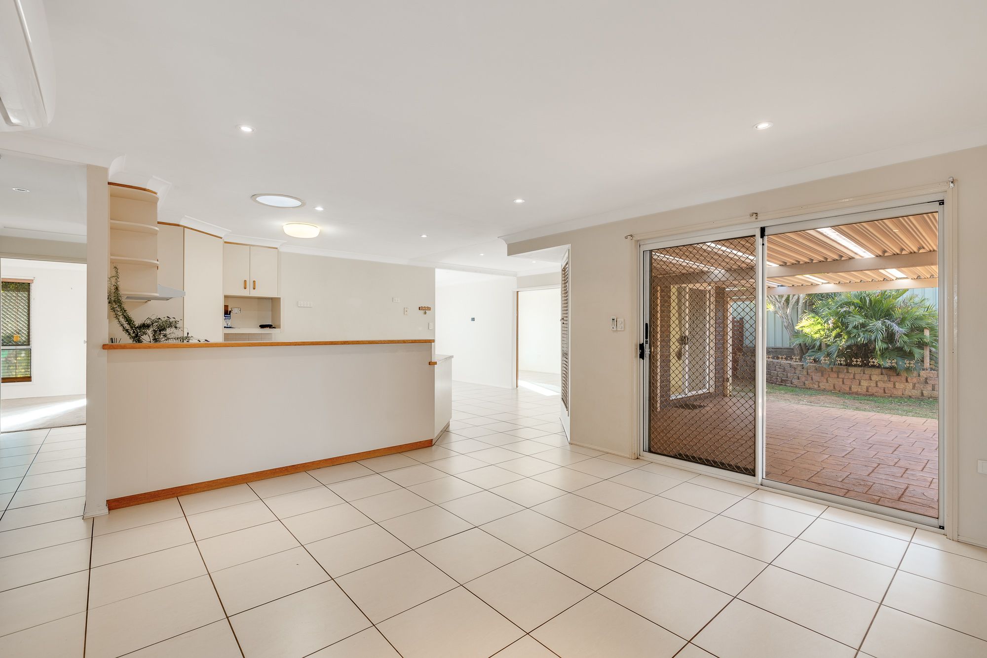 10 Evergreen Court — photo 4 of 13