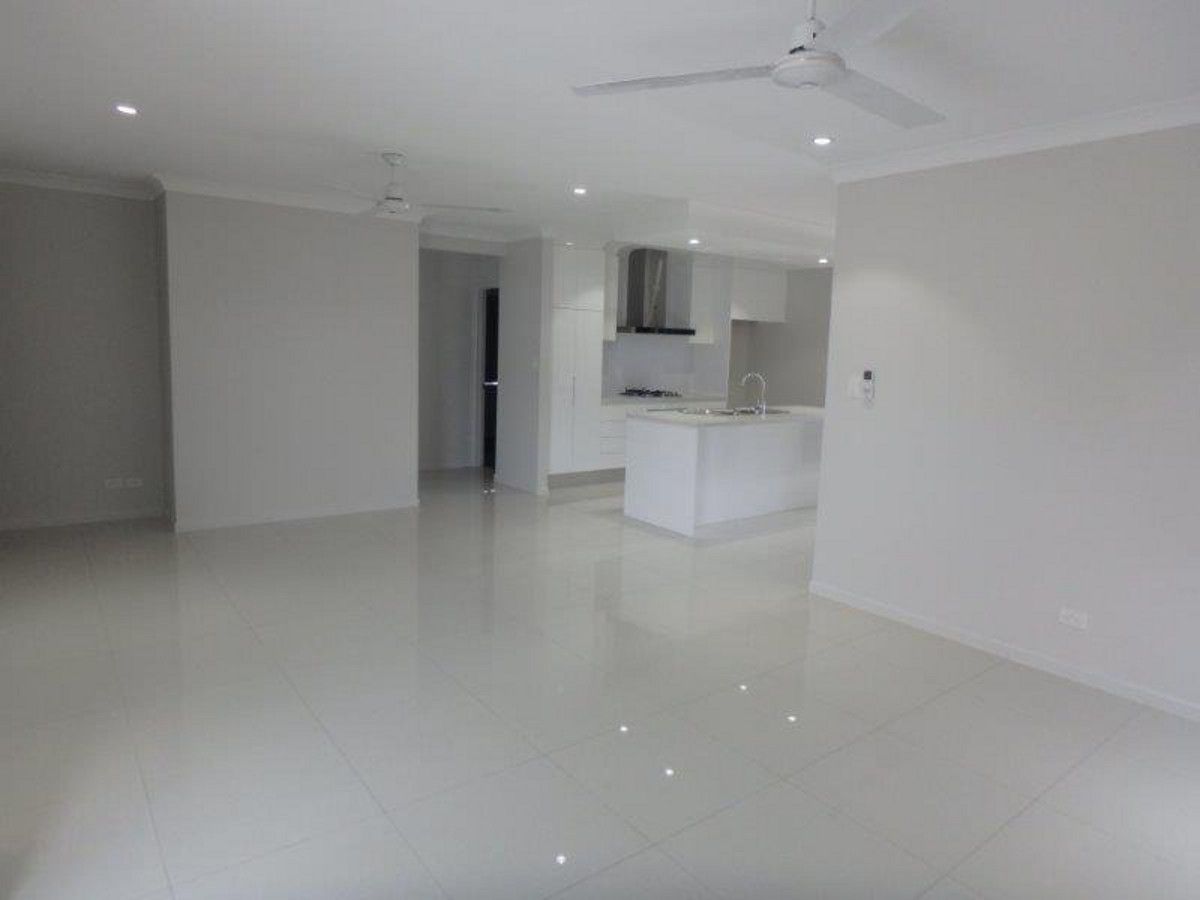 18 Starcke Trail, Smithfield, QLD 4878