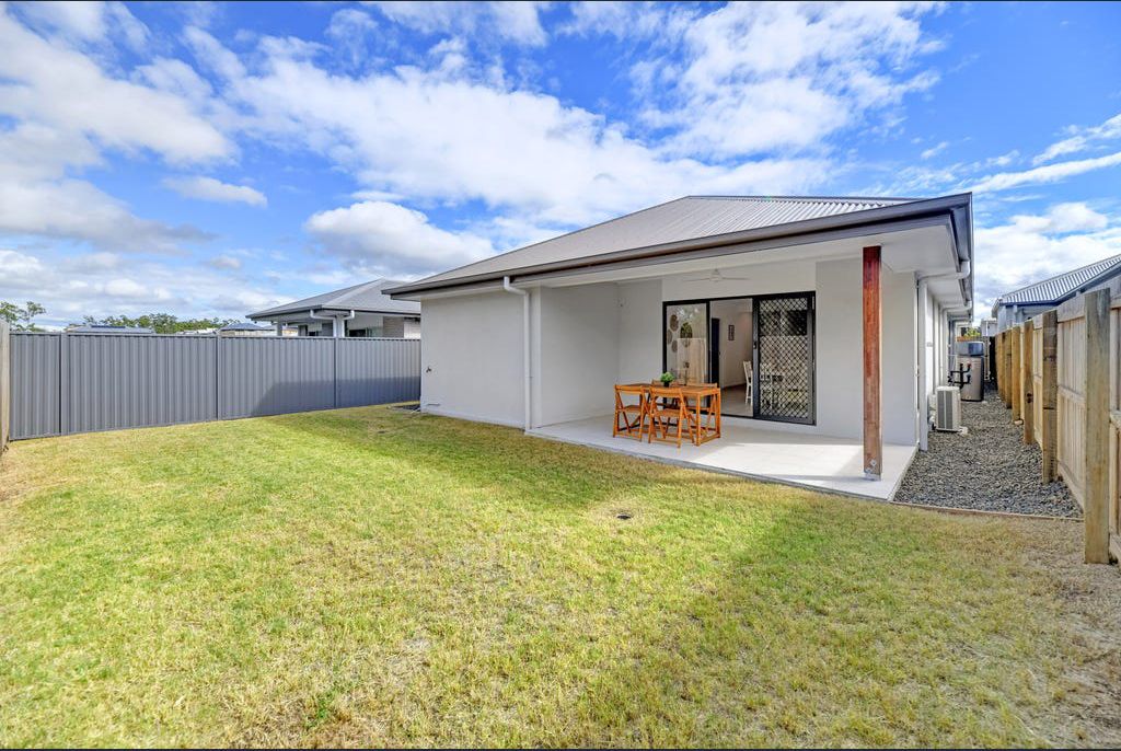 5 Waltz Street — photo 11 of 13