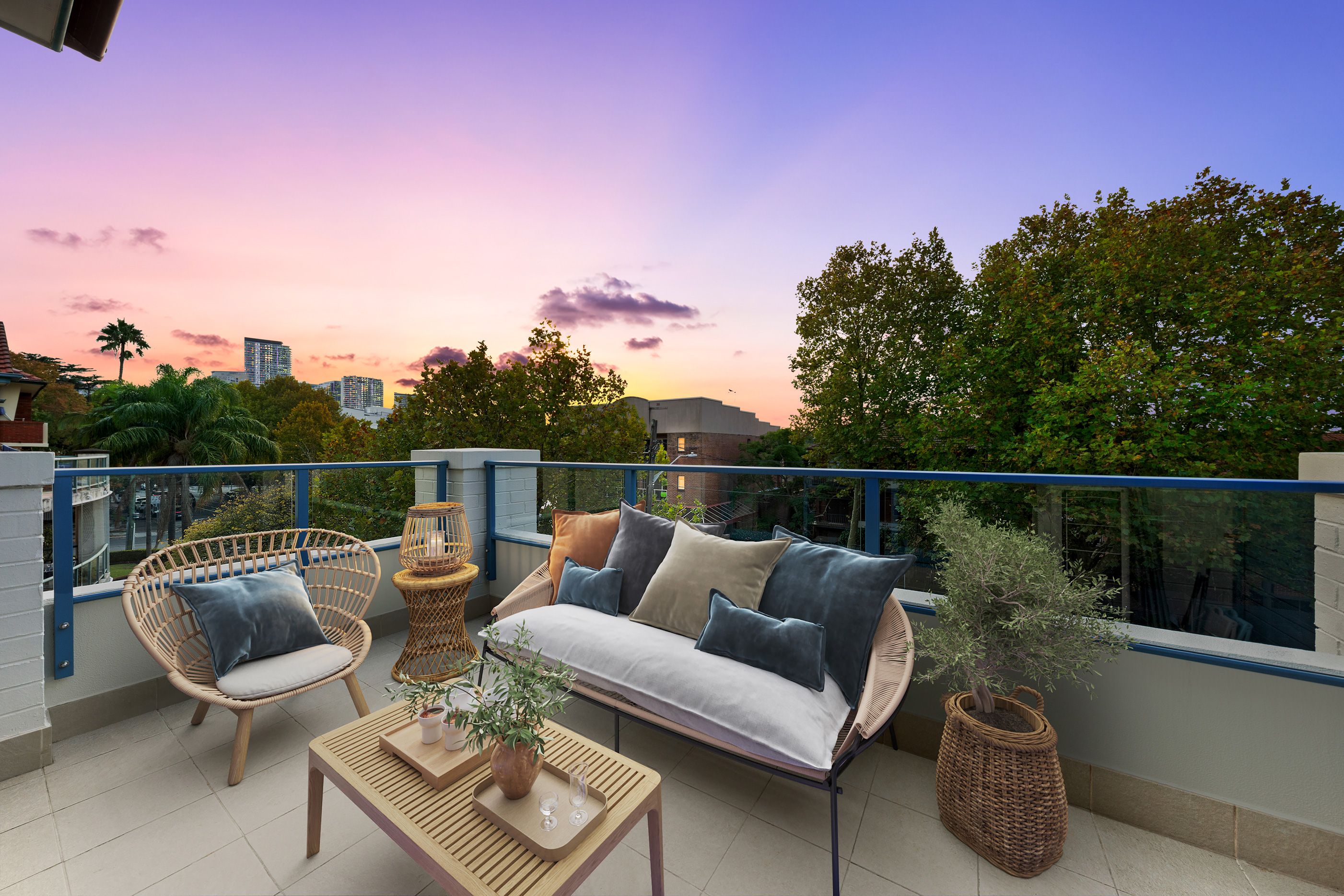 8/236 Victoria Avenue — photo from Ray White AY Realty Chatswood