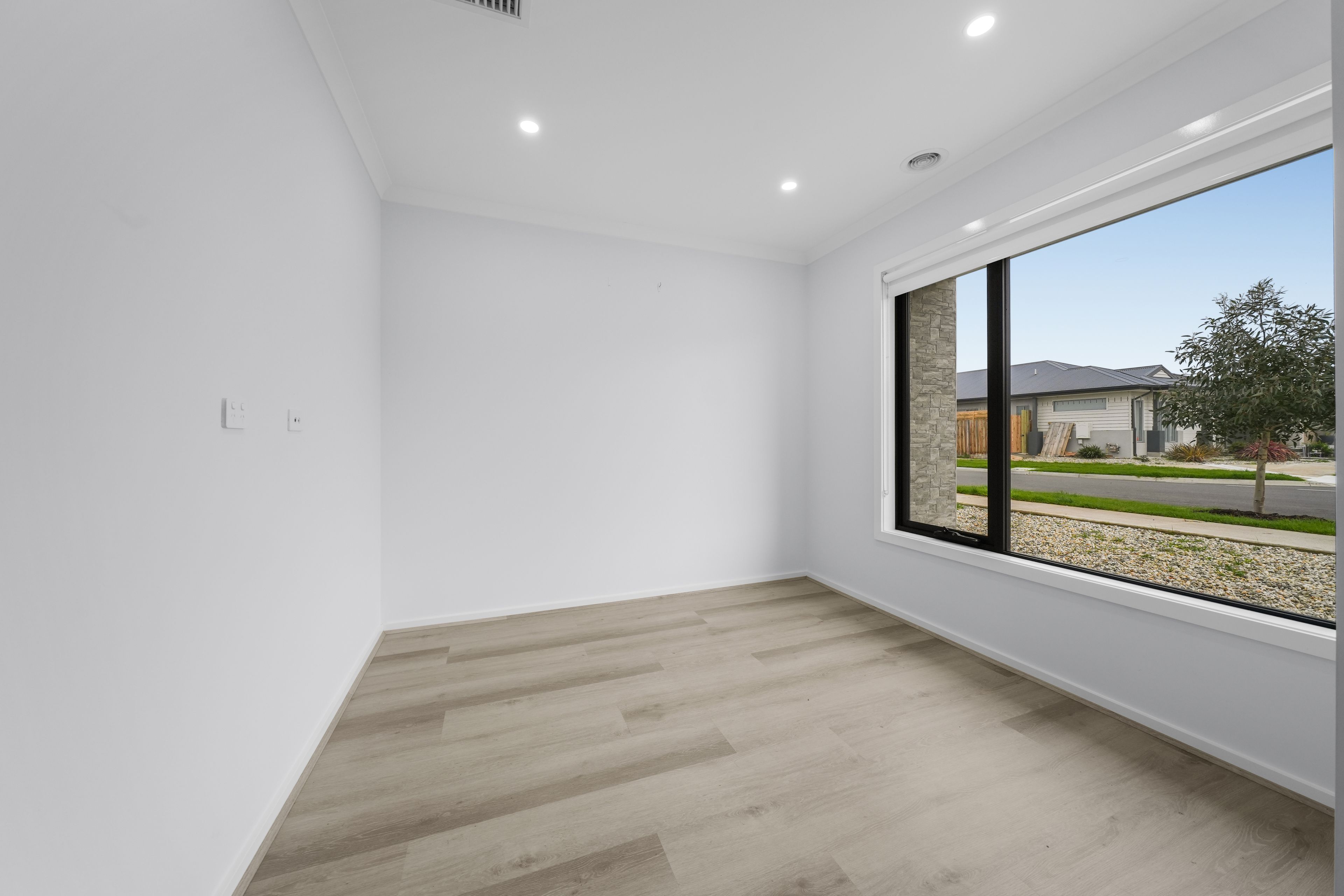 30 Proserpine Crescent — photo 6 of 14