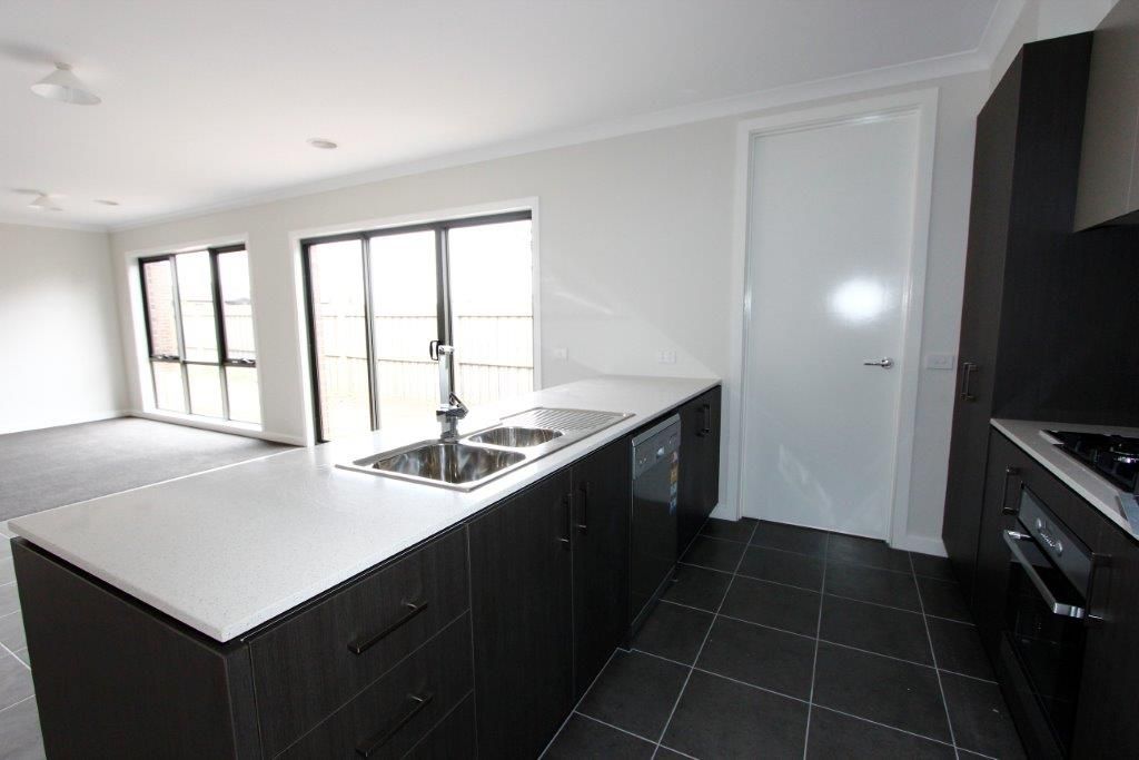 2/207 Bailey Street, Grovedale, VIC 3216
