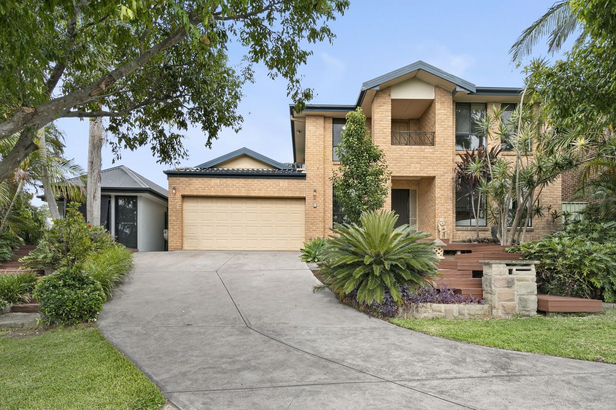 1 Stirling Crescent, Fletcher NSW 2287
