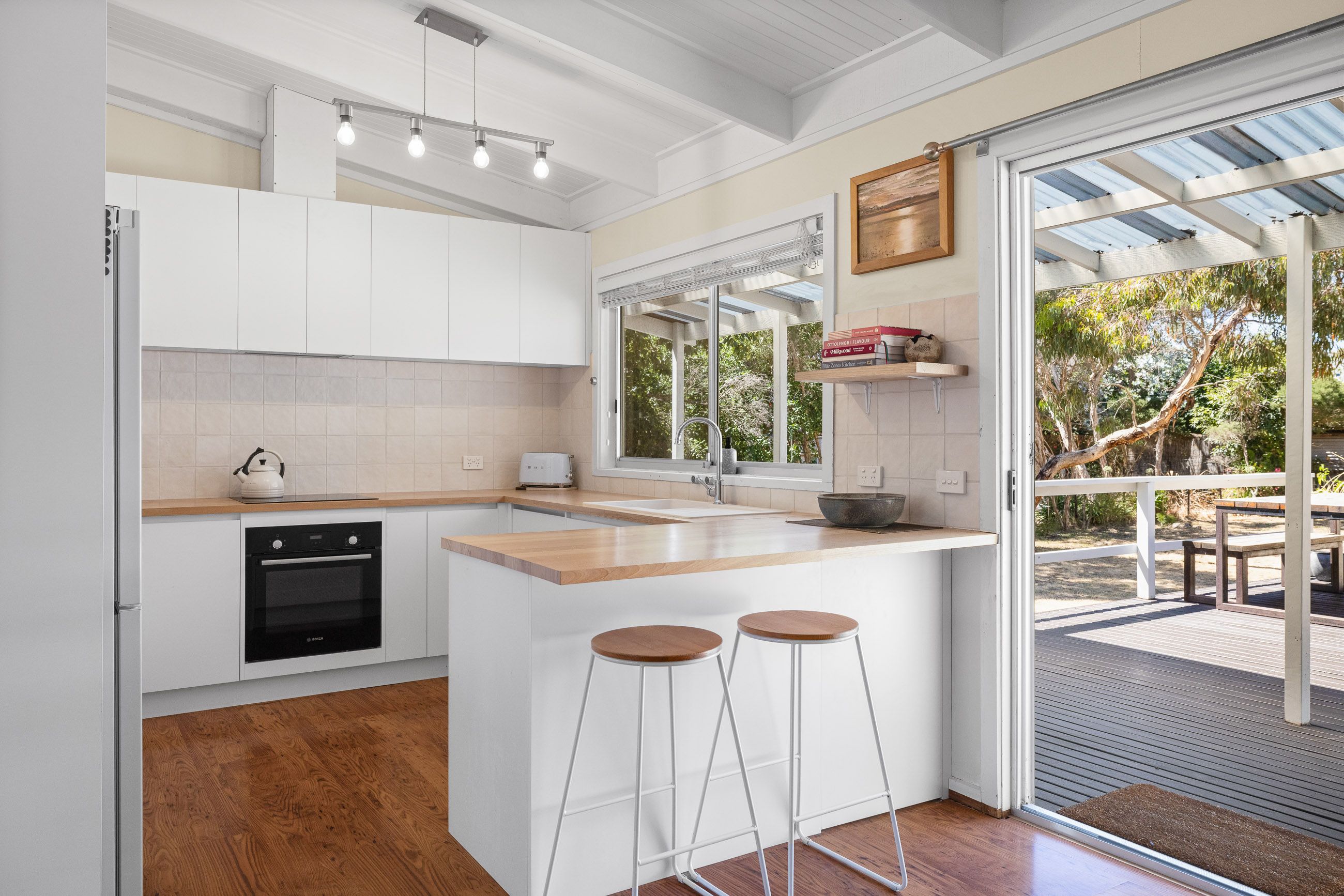 33 Churchill Drive, Cowes, VIC 3922