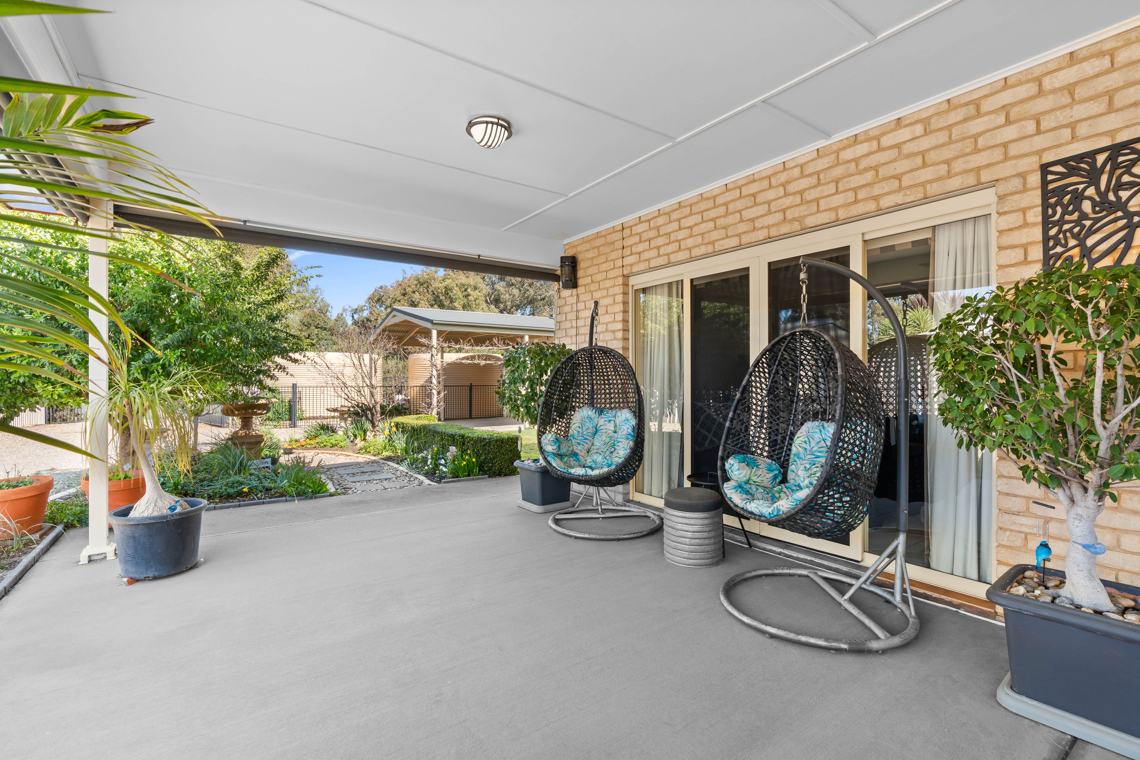 5 Dashwood Circuit — photo 15 of 17