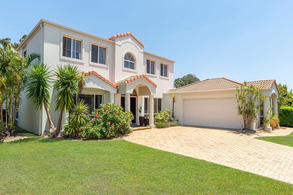 3190 Riverleigh Drive, Hope Island, QLD 4212