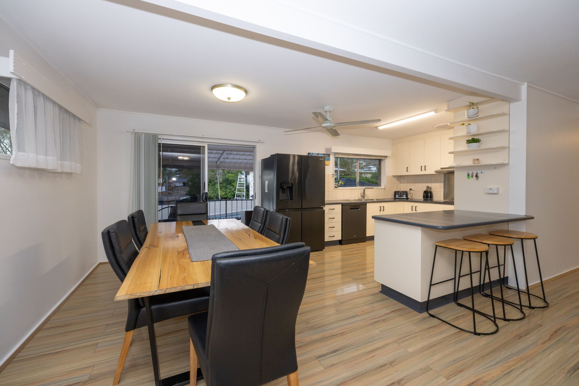 2 Lavarack Street — photo 13 of 29