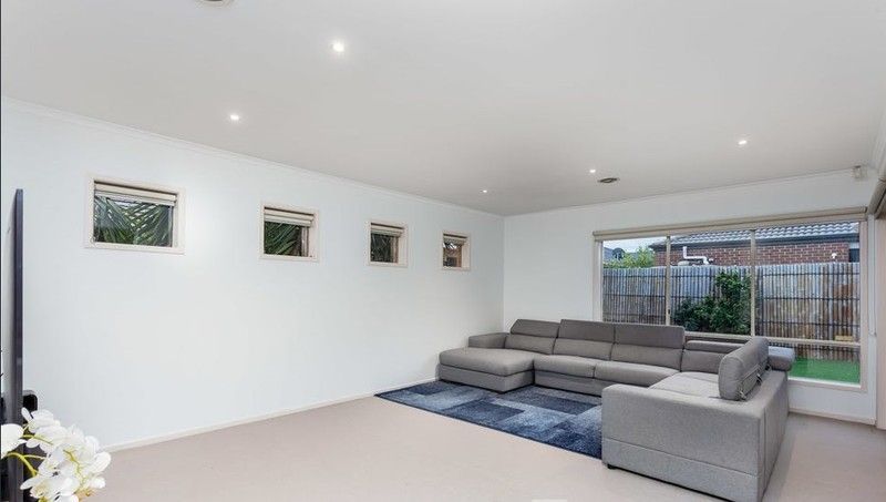 67 Urban Drive, Williams Landing, VIC 3027