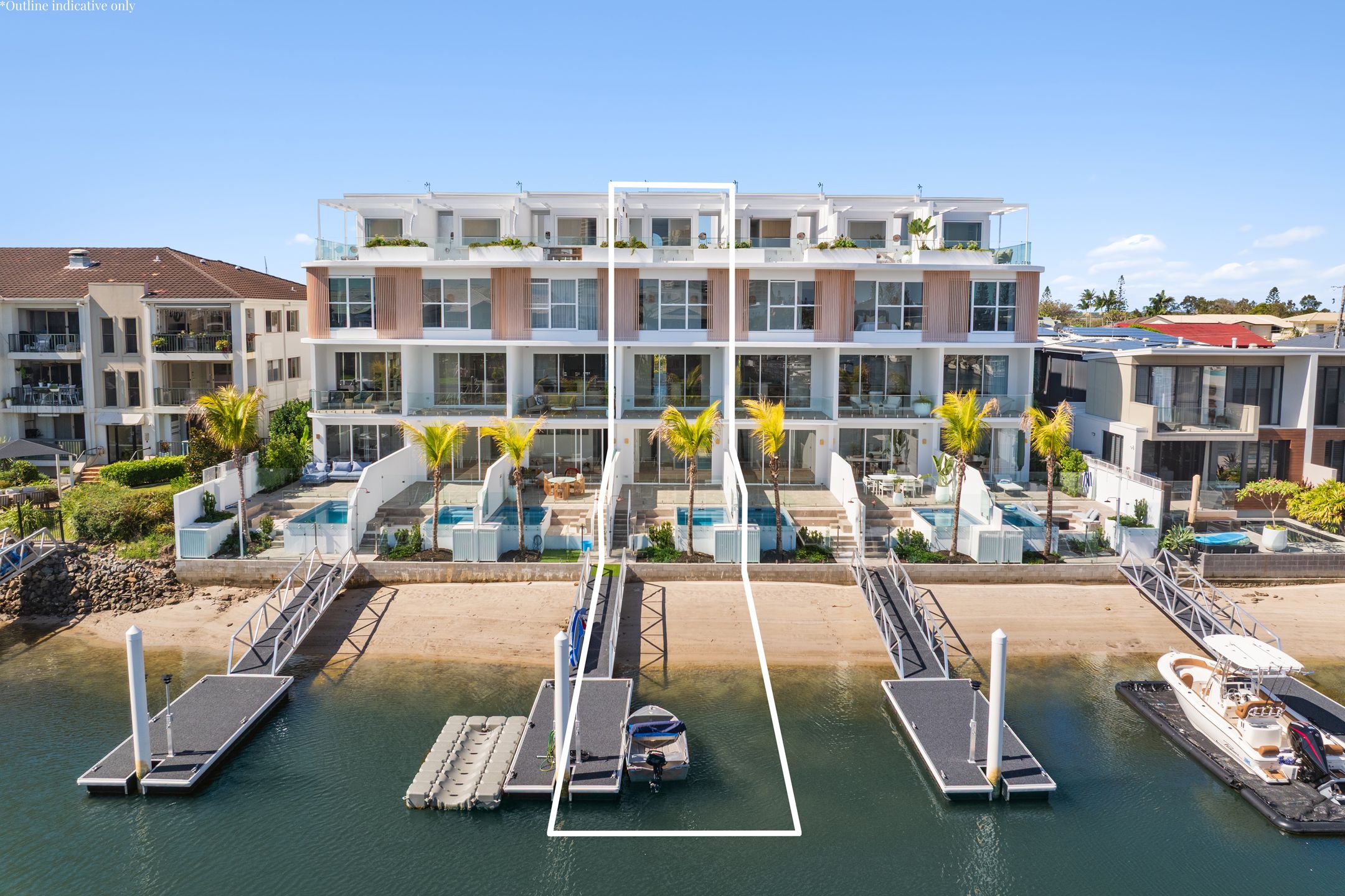 4/10-12 Jennifer Avenue, Runaway Bay QLD 4216