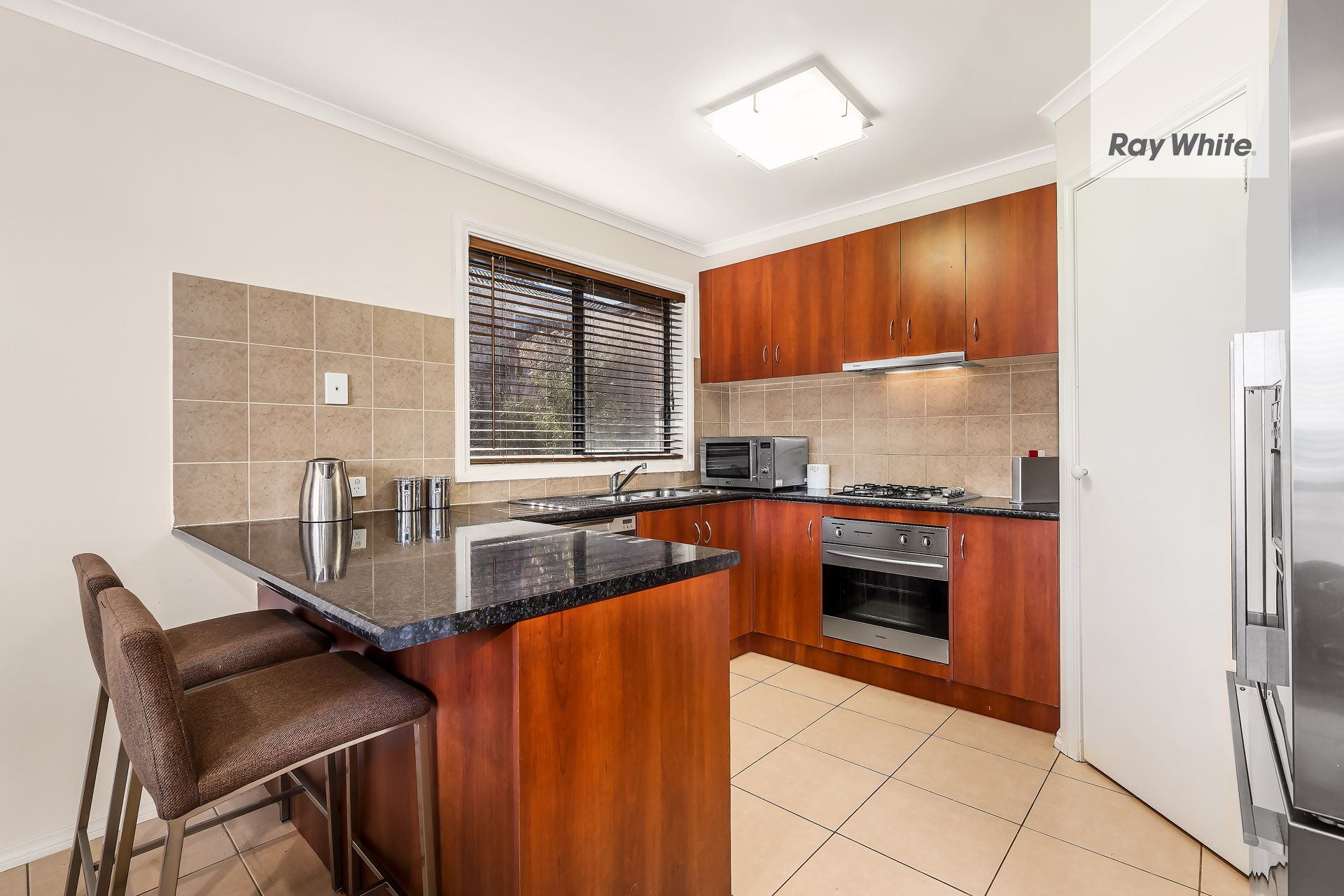 33 McArthurs Road, South Morang, VIC 3752