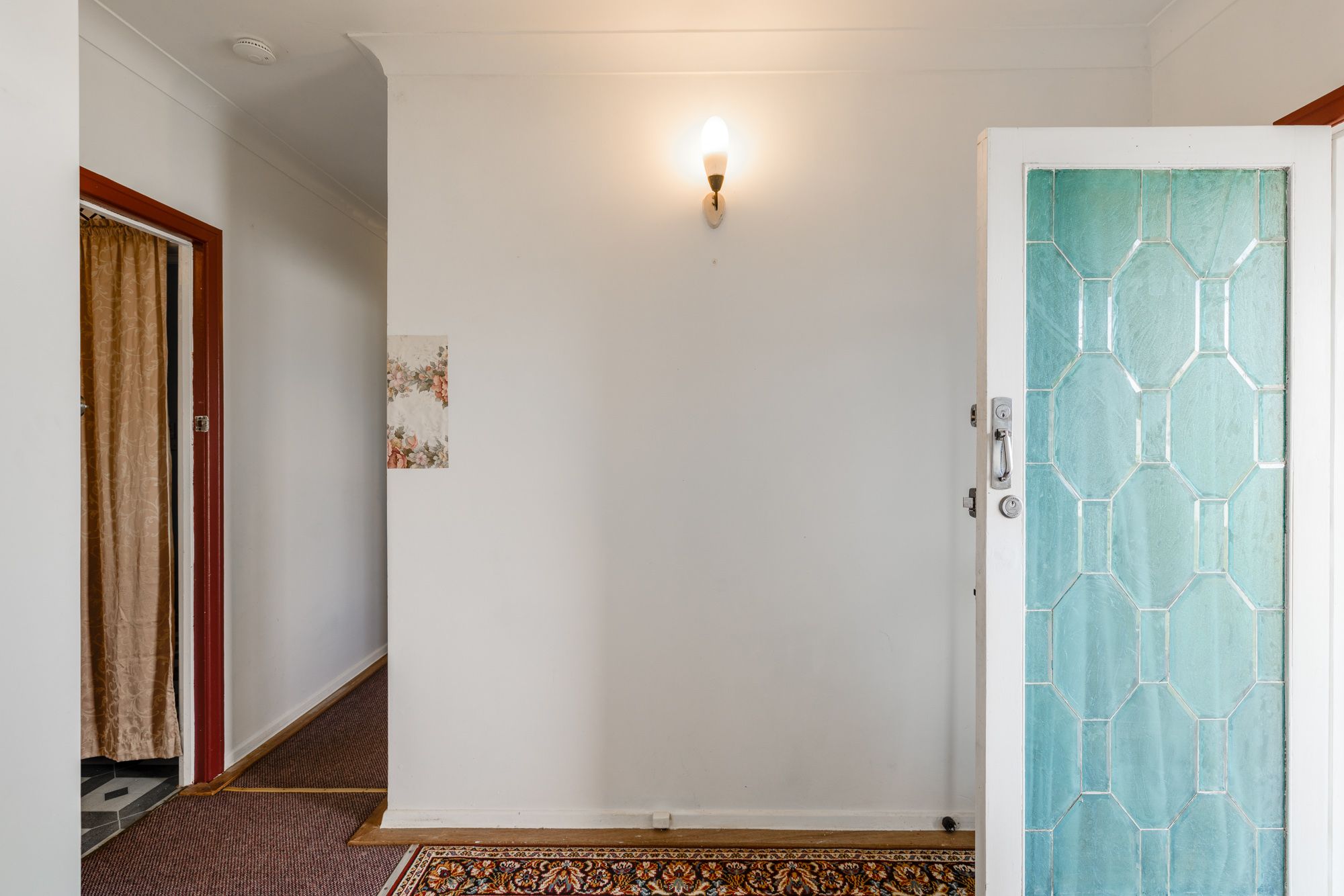 445 Alderley Street — photo 4 of 18