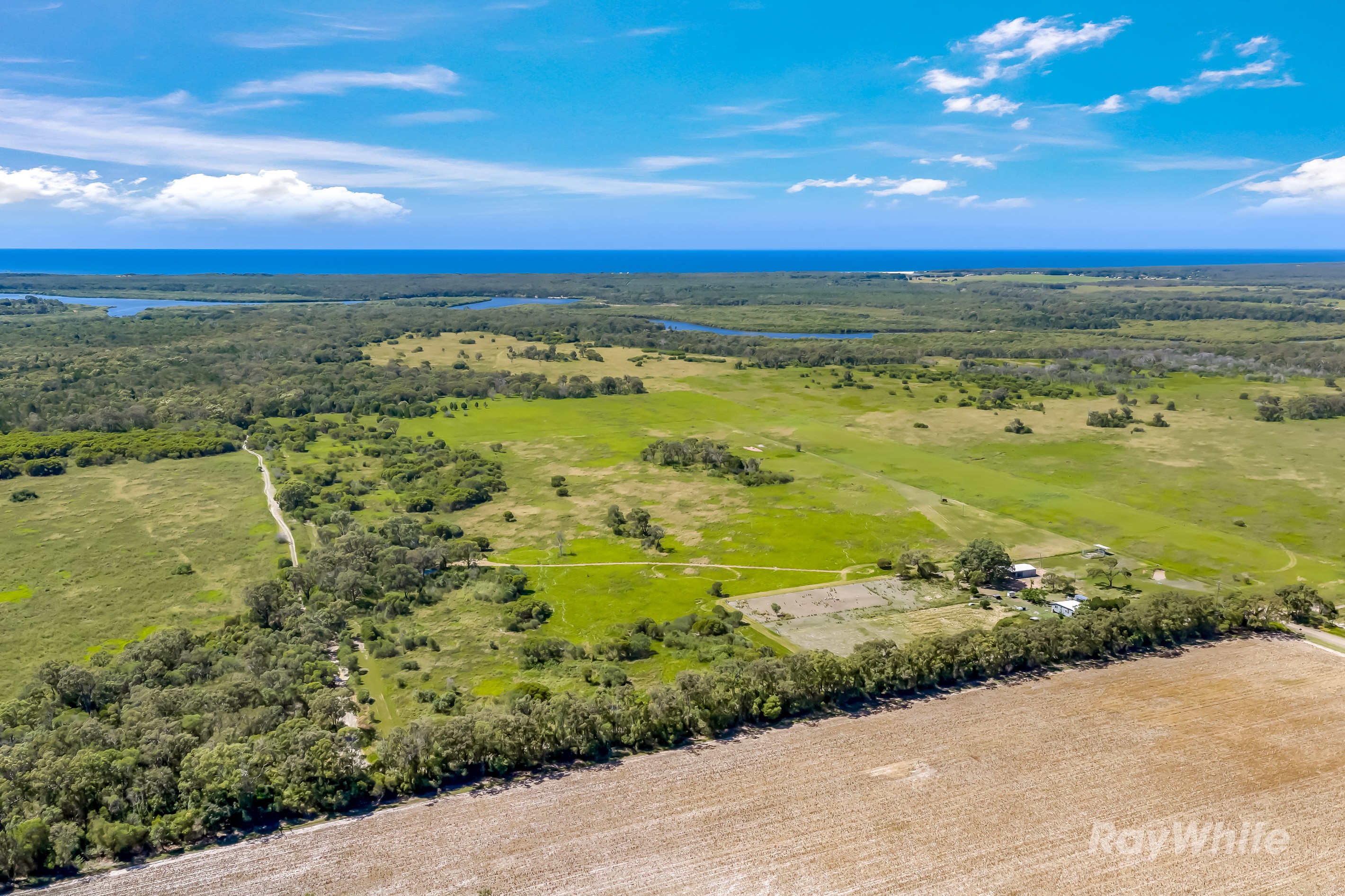 204 Fallons Rocks Road, Calavos, QLD 4670