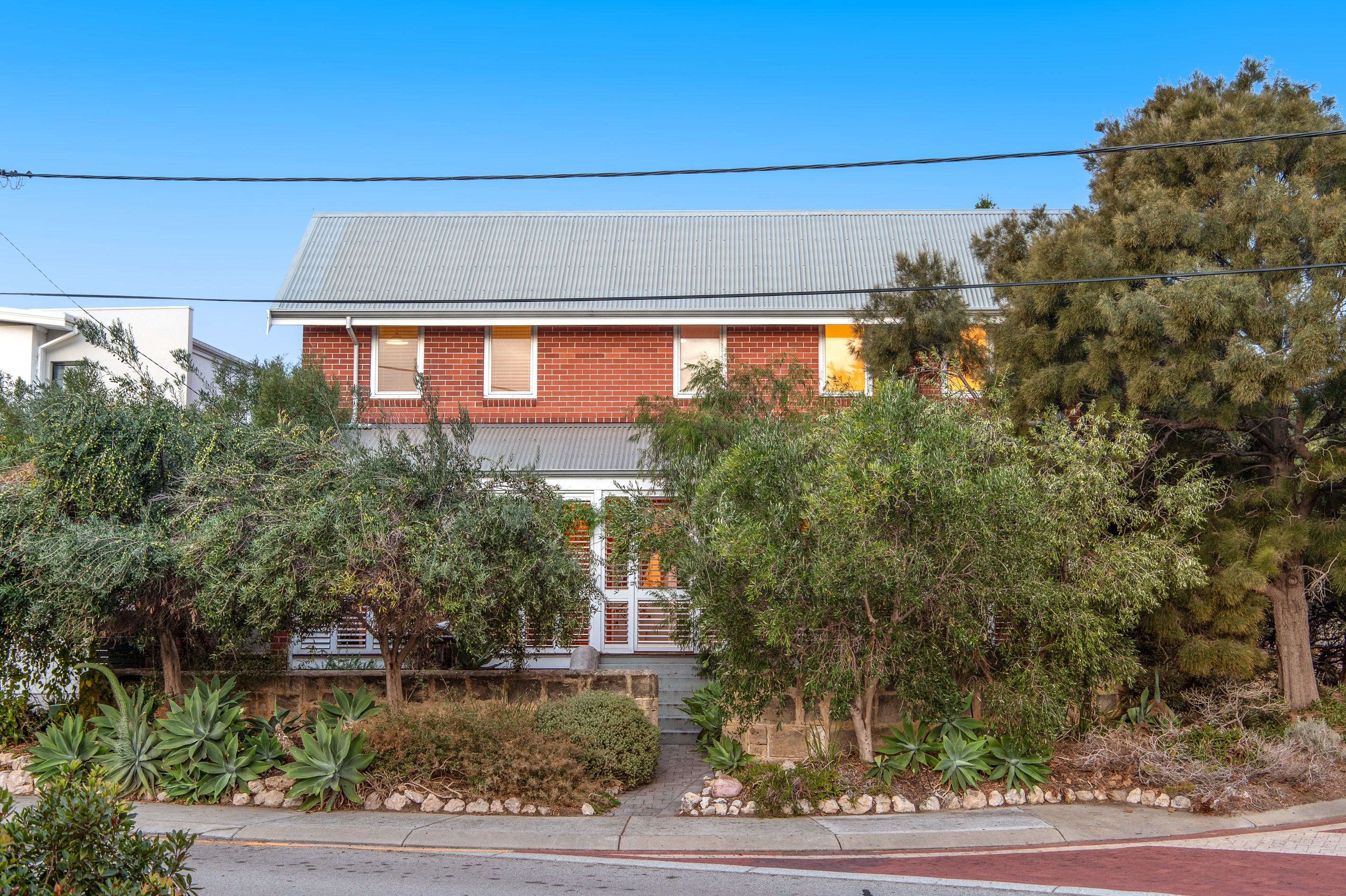 2 Binns Court, North Fremantle, WA 6159