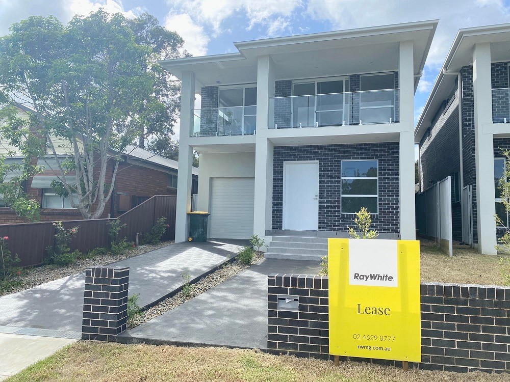 39b Clifford Crescent, Ingleburn, NSW 2565