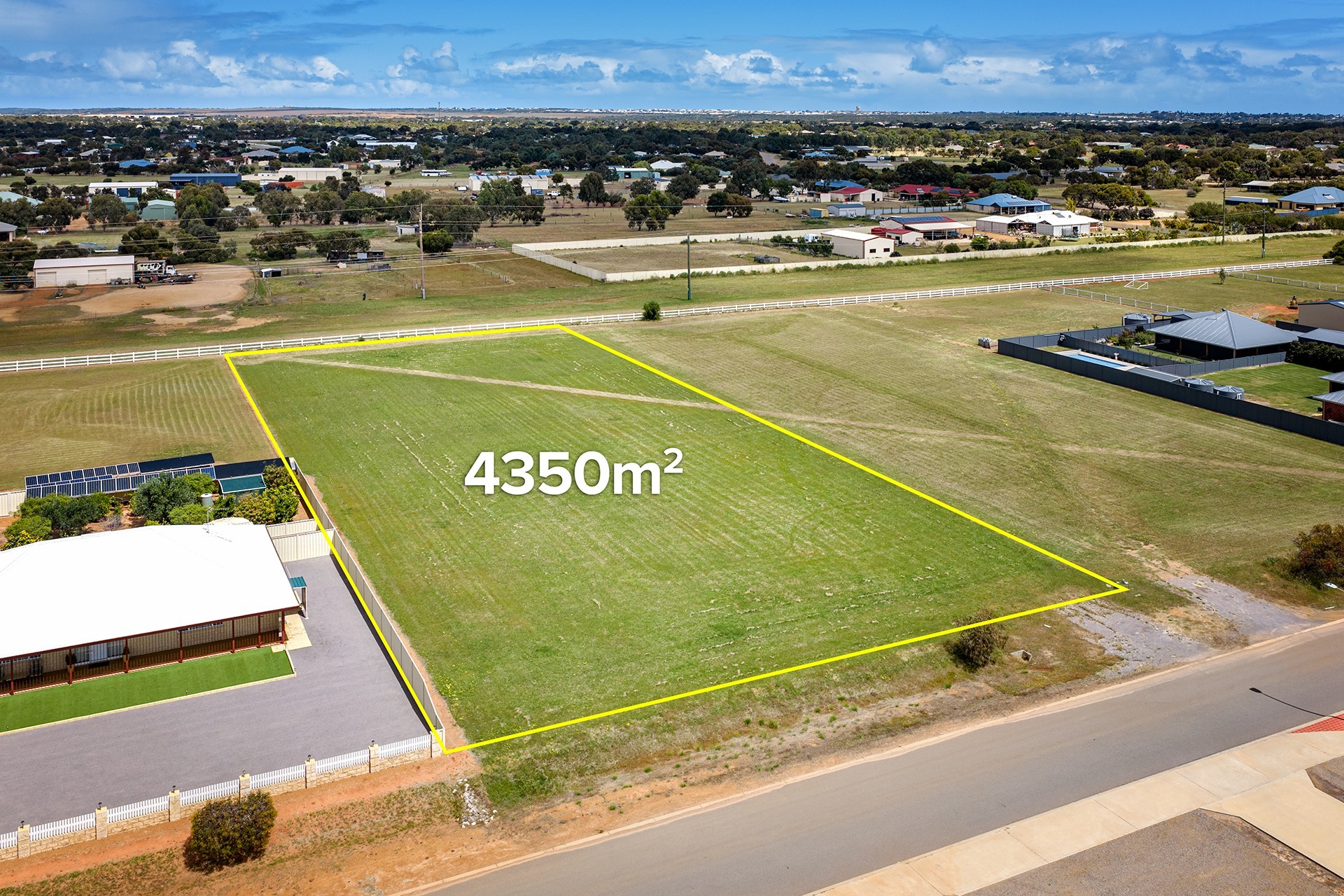 48 Dorset Drive, Deepdale, WA 6532