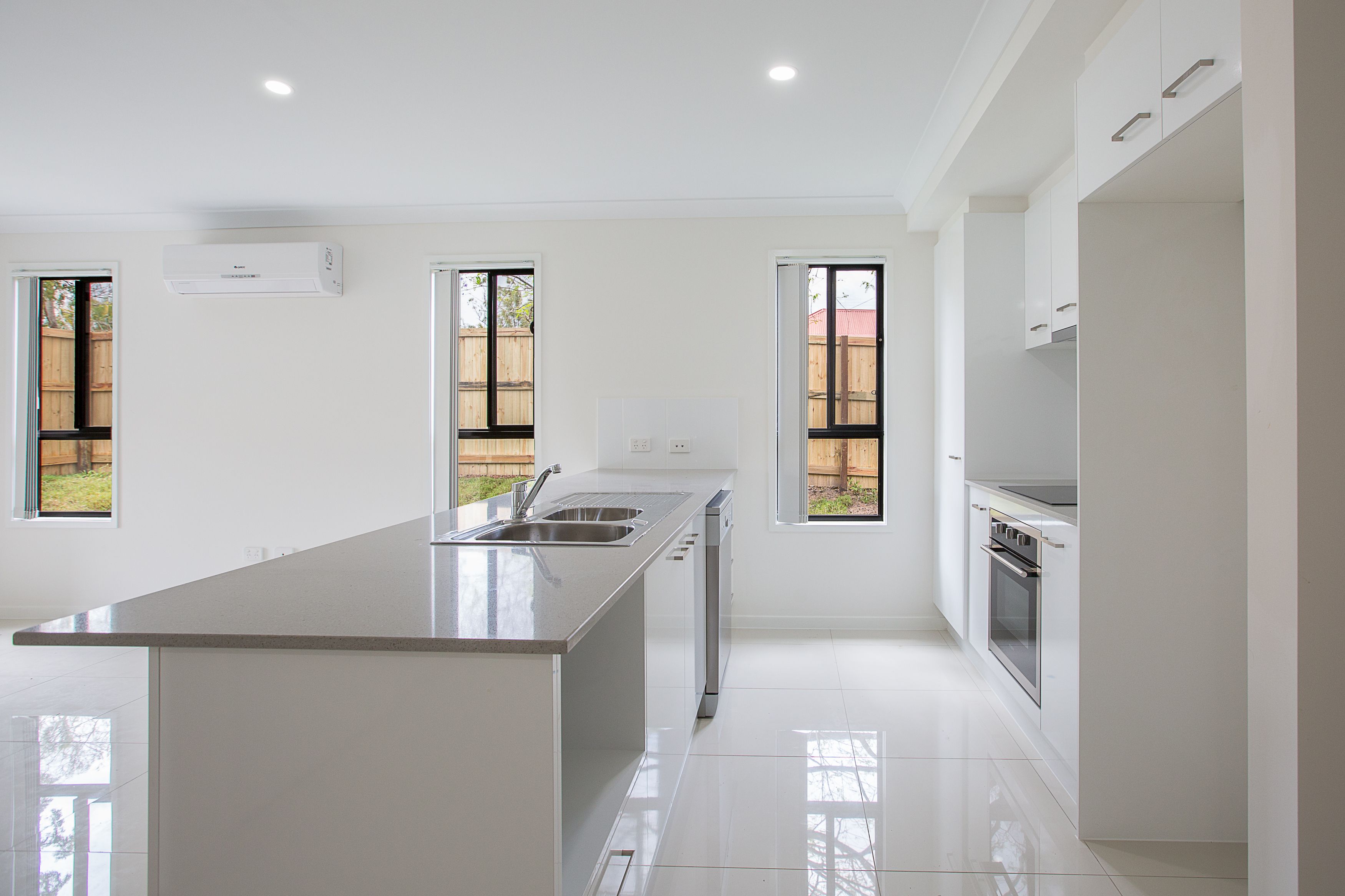 1/3 Juniper Court, Brassall, QLD 4305