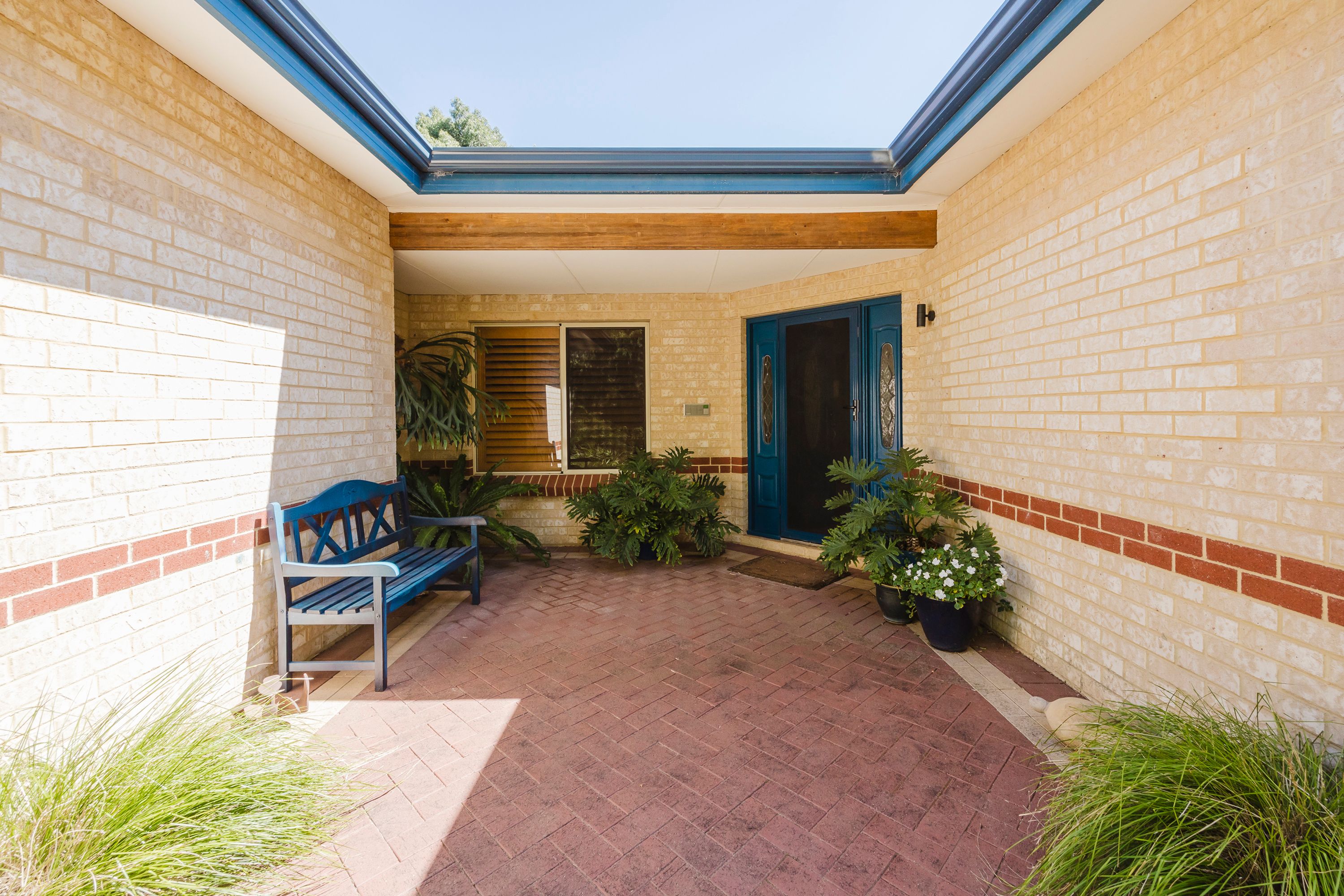 33 Rootes Road, Lesmurdie, WA 6076