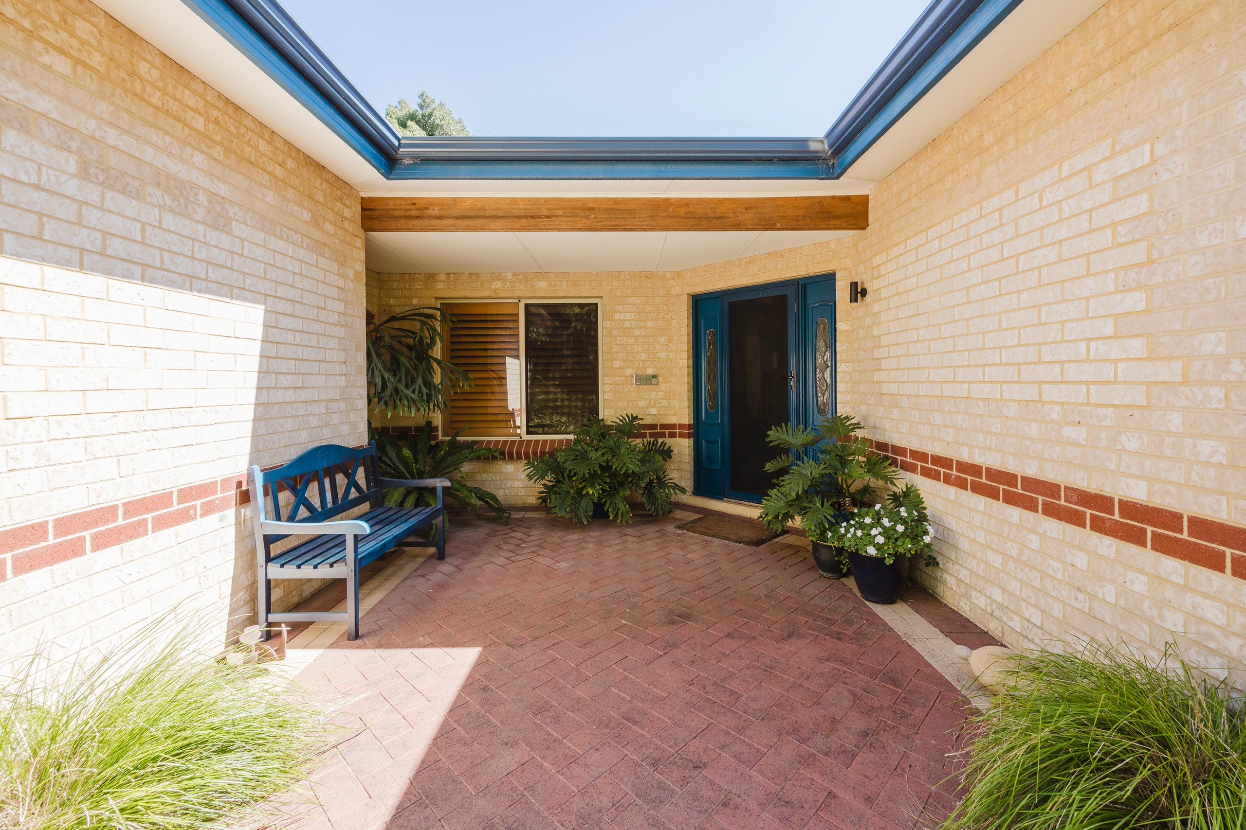 33 Rootes Road, Lesmurdie, WA 6076