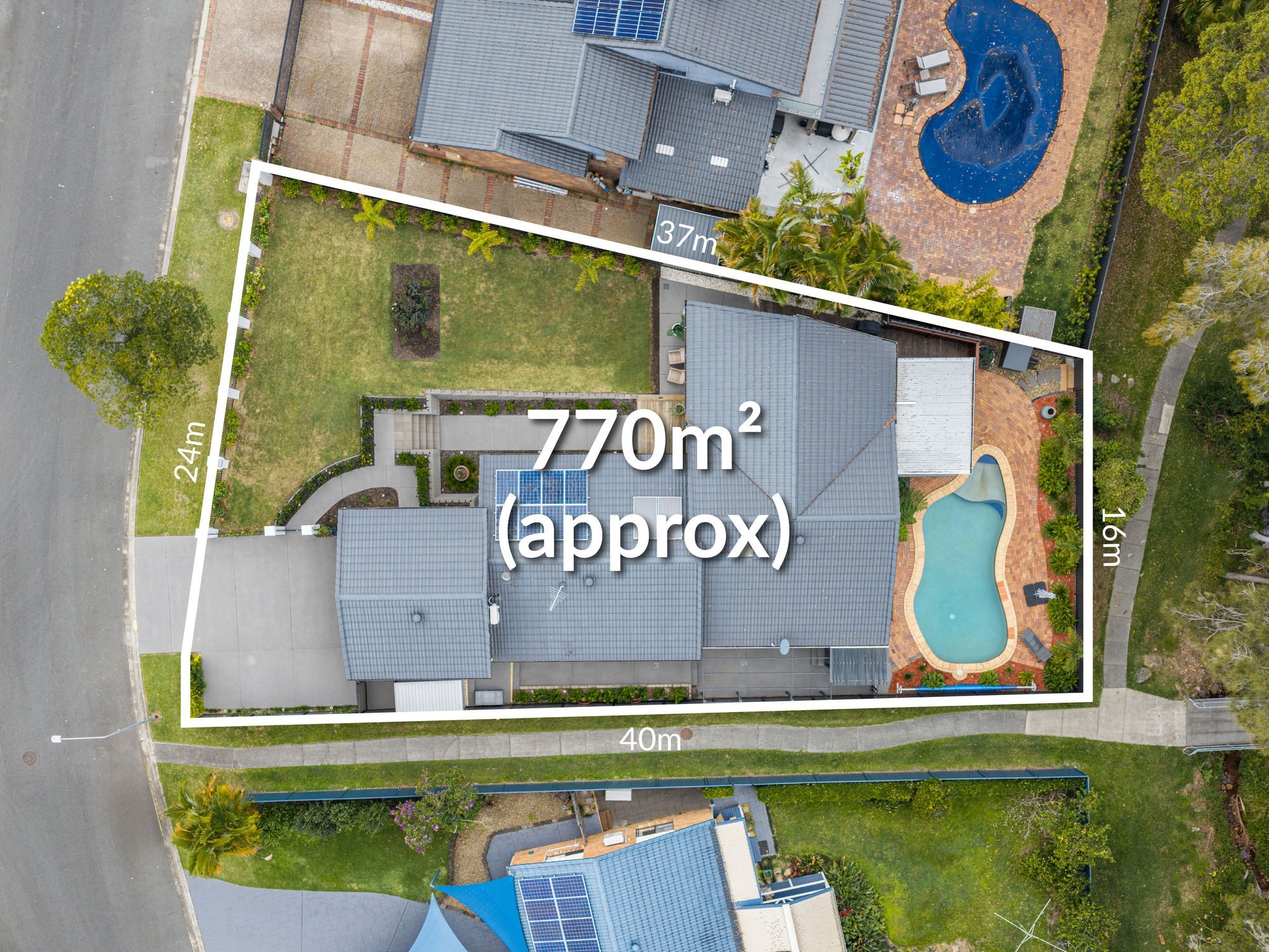 33 Sandringham Drive — photo from Ray White TMG