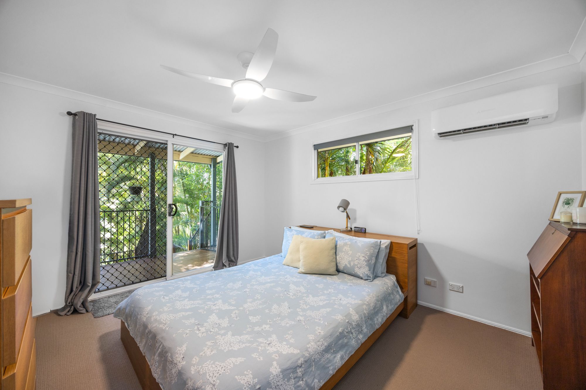 24 Braemar Road — photo 5 of 9