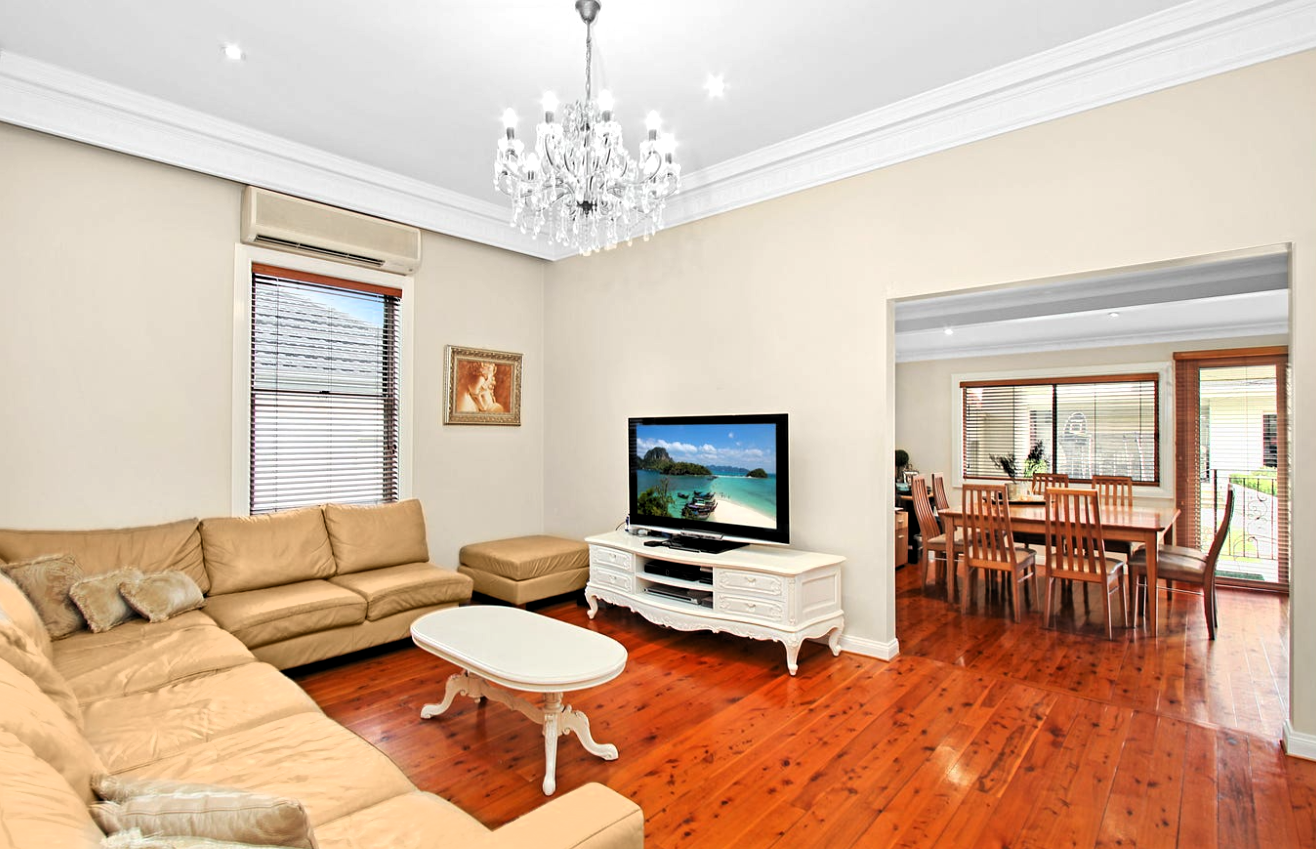 9 Remly Street, Roselands, NSW 2196