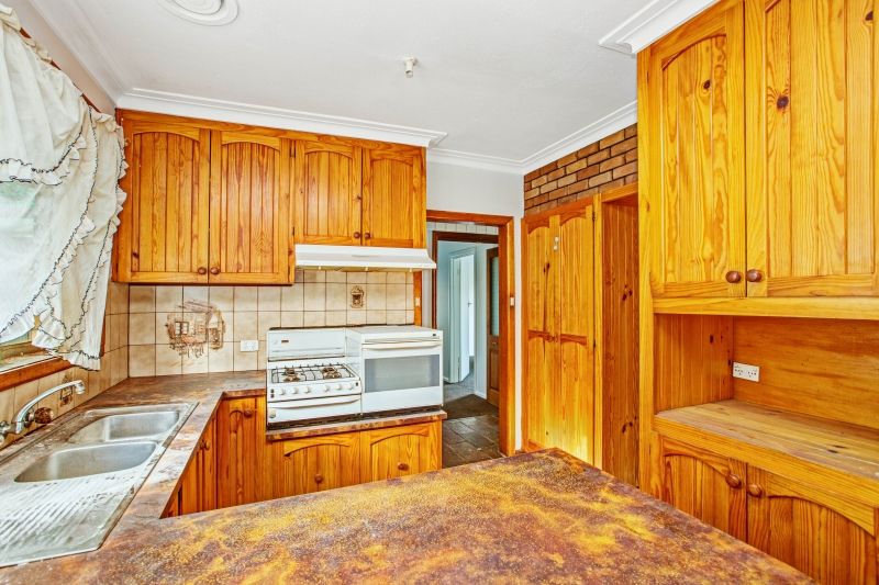 61 Whitelaw Avenue, Delacombe, VIC 3356