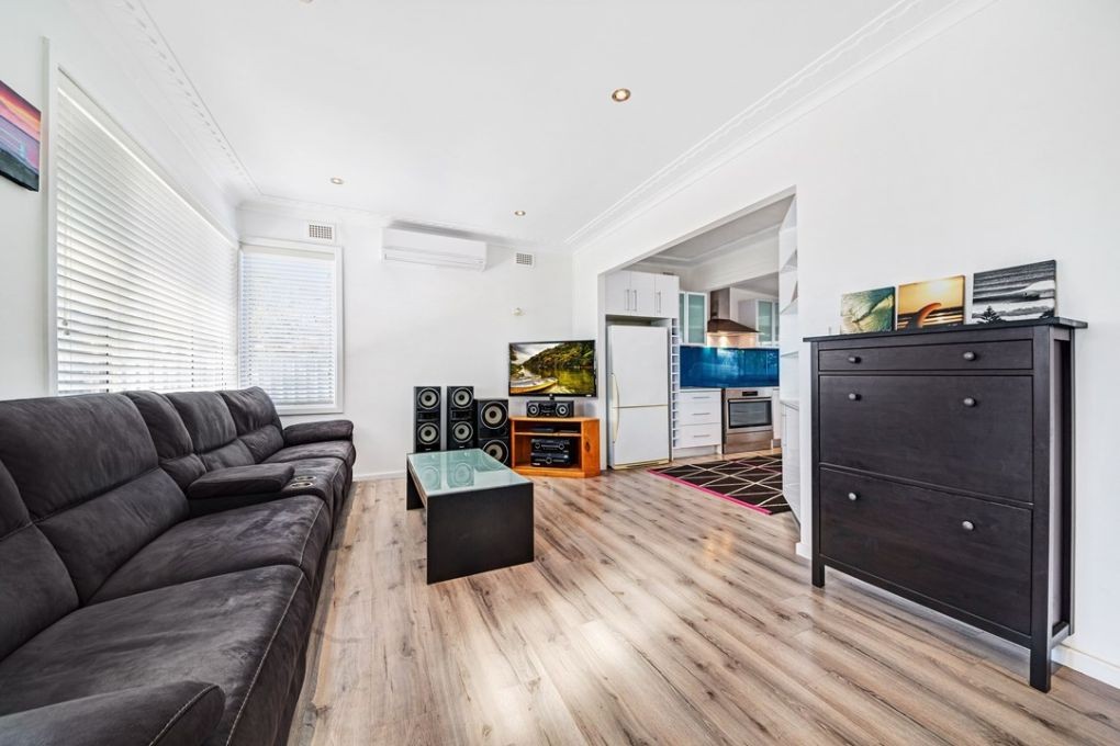 8 Albion Street, Umina Beach, NSW 2257