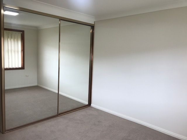 2/50 BASSETT Street — photo 5 of 7
