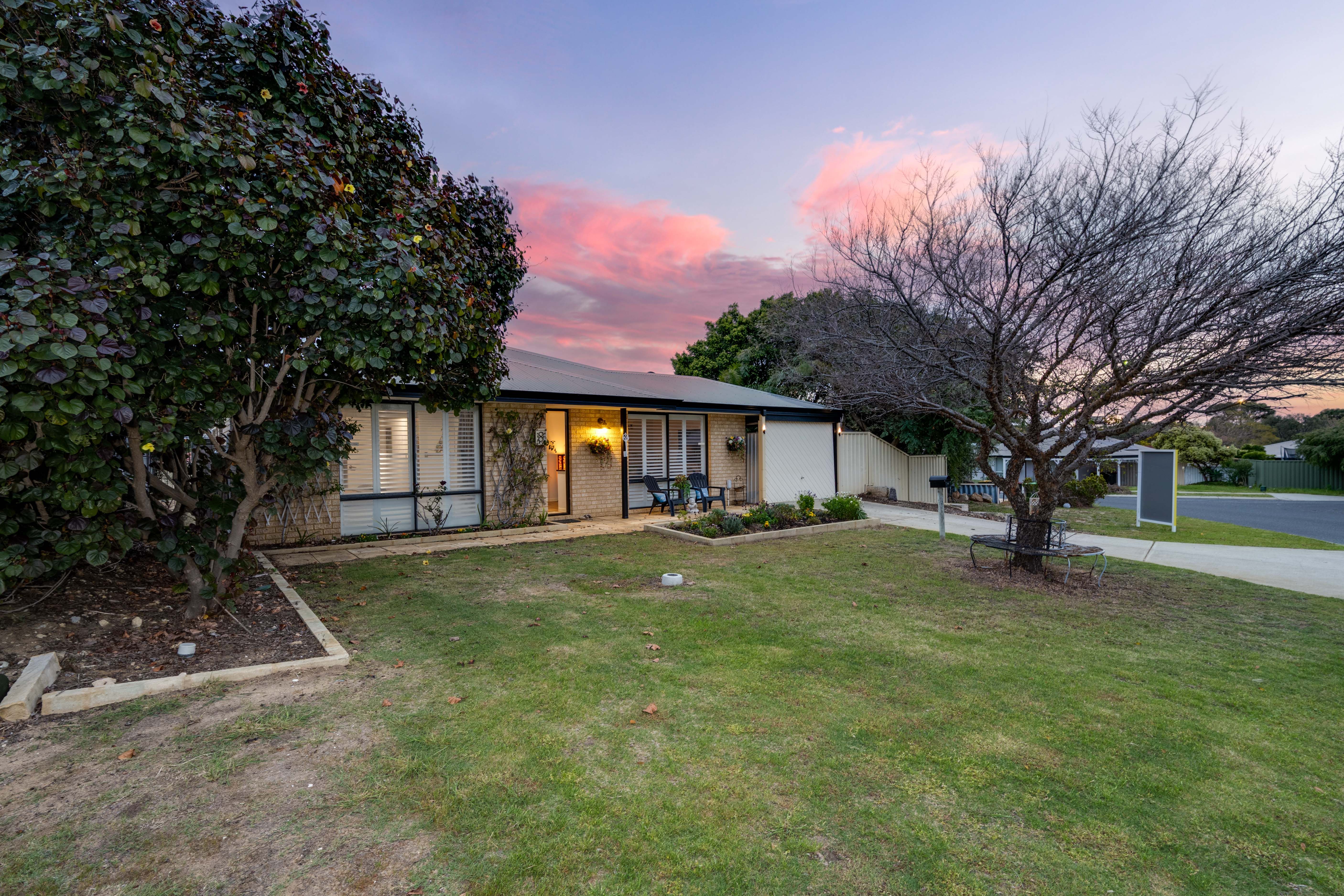 8 Connors Retreat, Clarkson, WA 6030