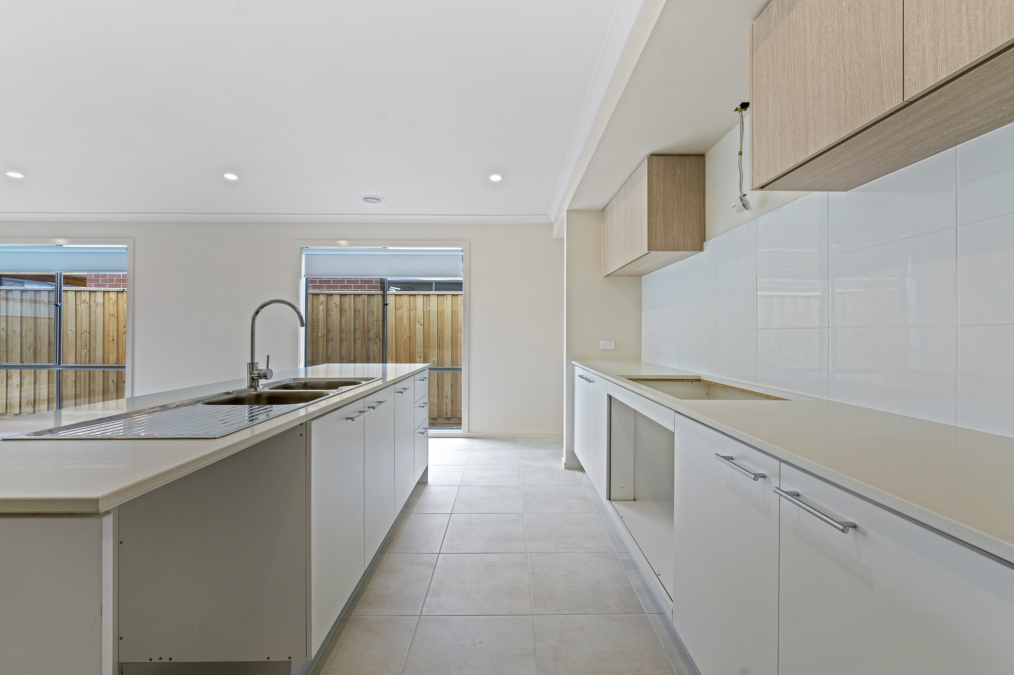 34 Golden Gate Drive, Clyde North, VIC 3978